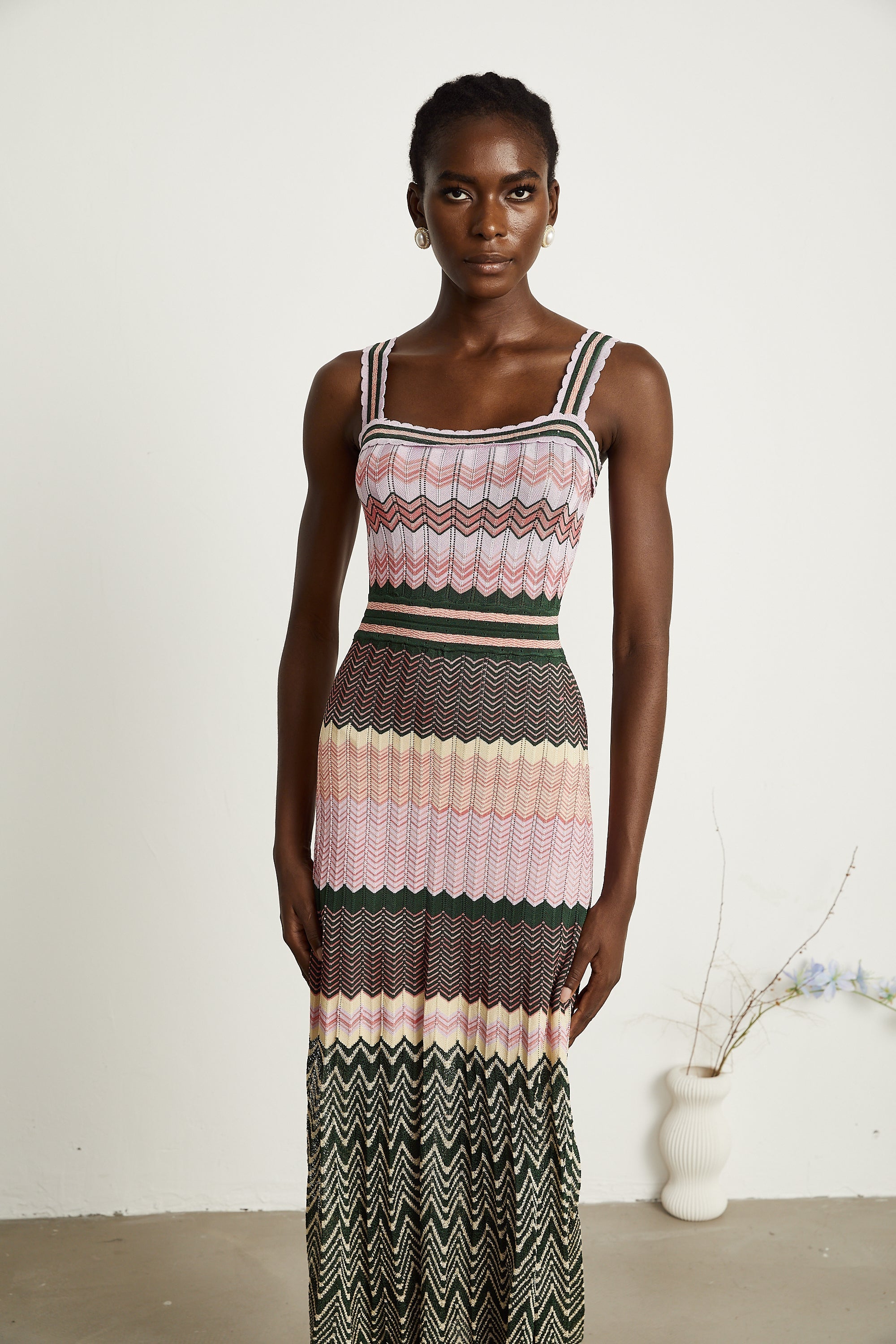 Una | Contrast-Colour Knitted Midi Dress