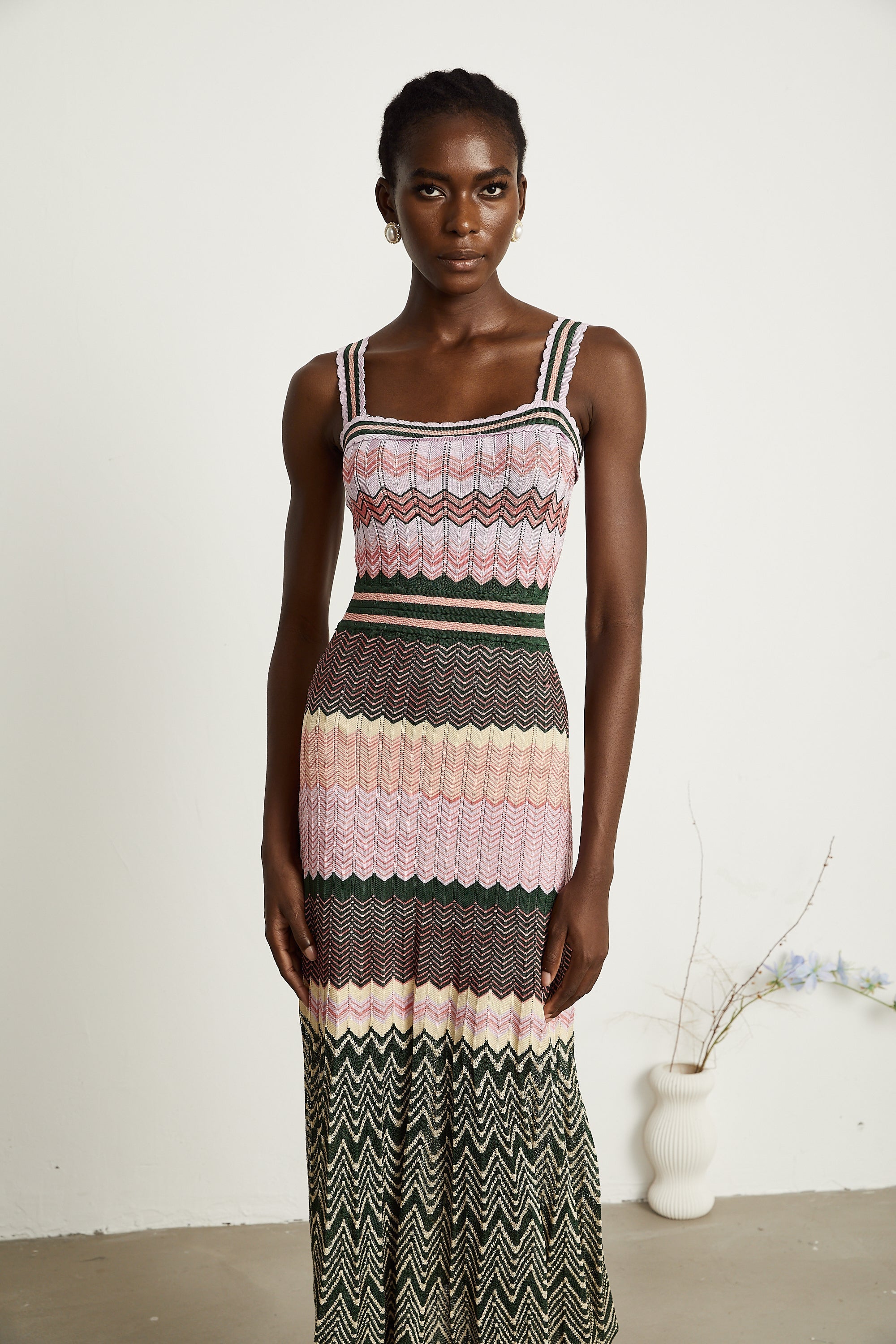 Una | Contrast-Colour Knitted Midi Dress