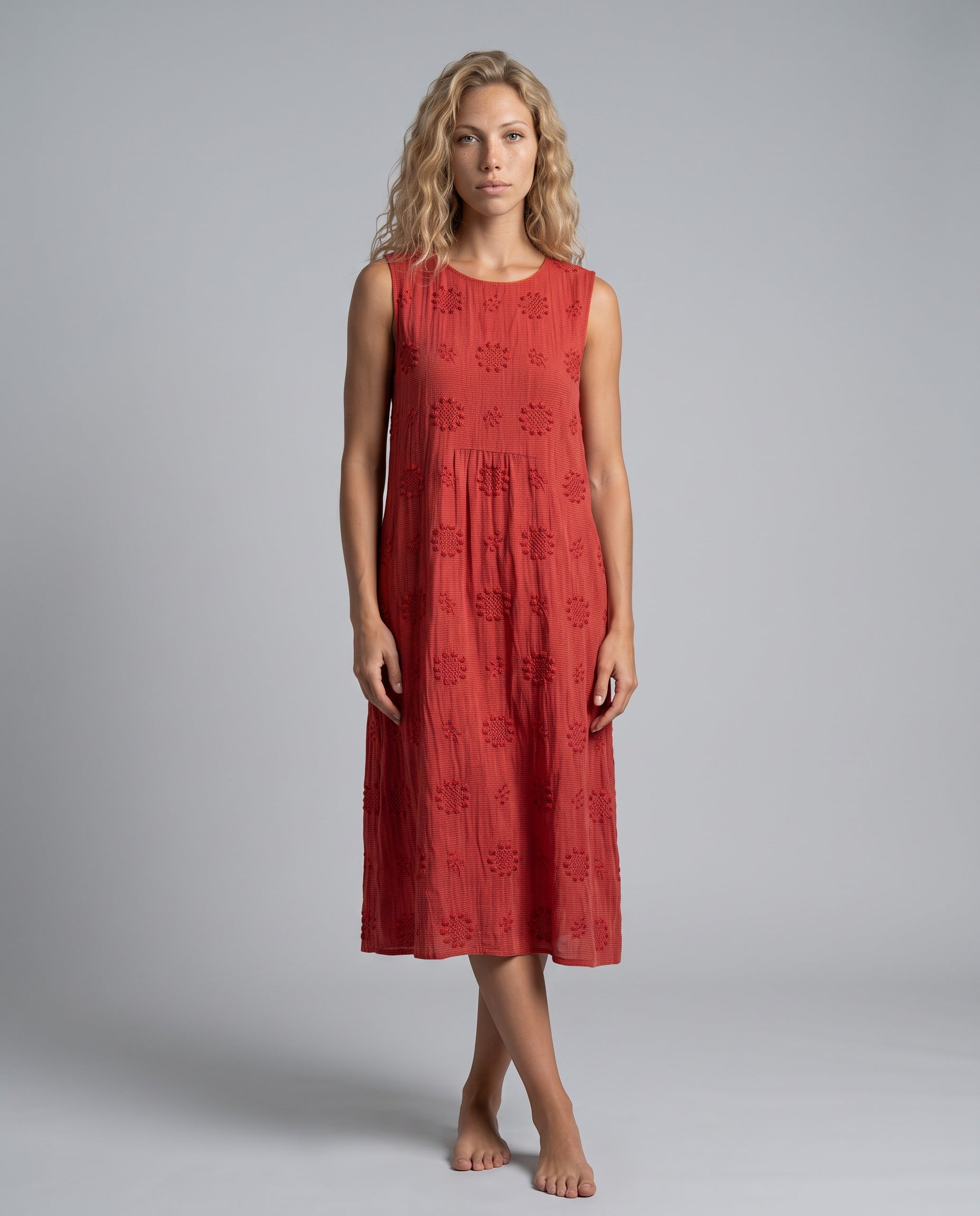 Pia | Sleeveless Round Neck Midi Dress