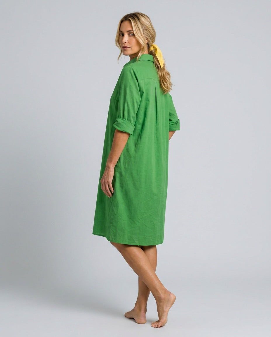 Valeria | Collared Pullover Knee-Length Midi Dress