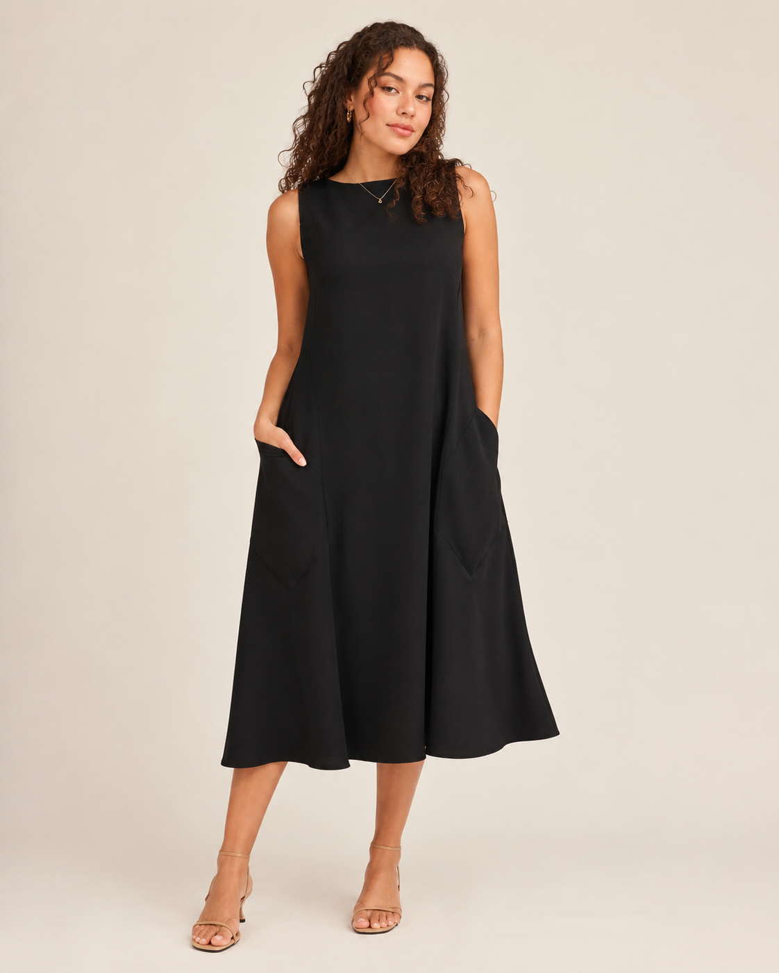 Paige | Monochrome Round Neck Midi Dress