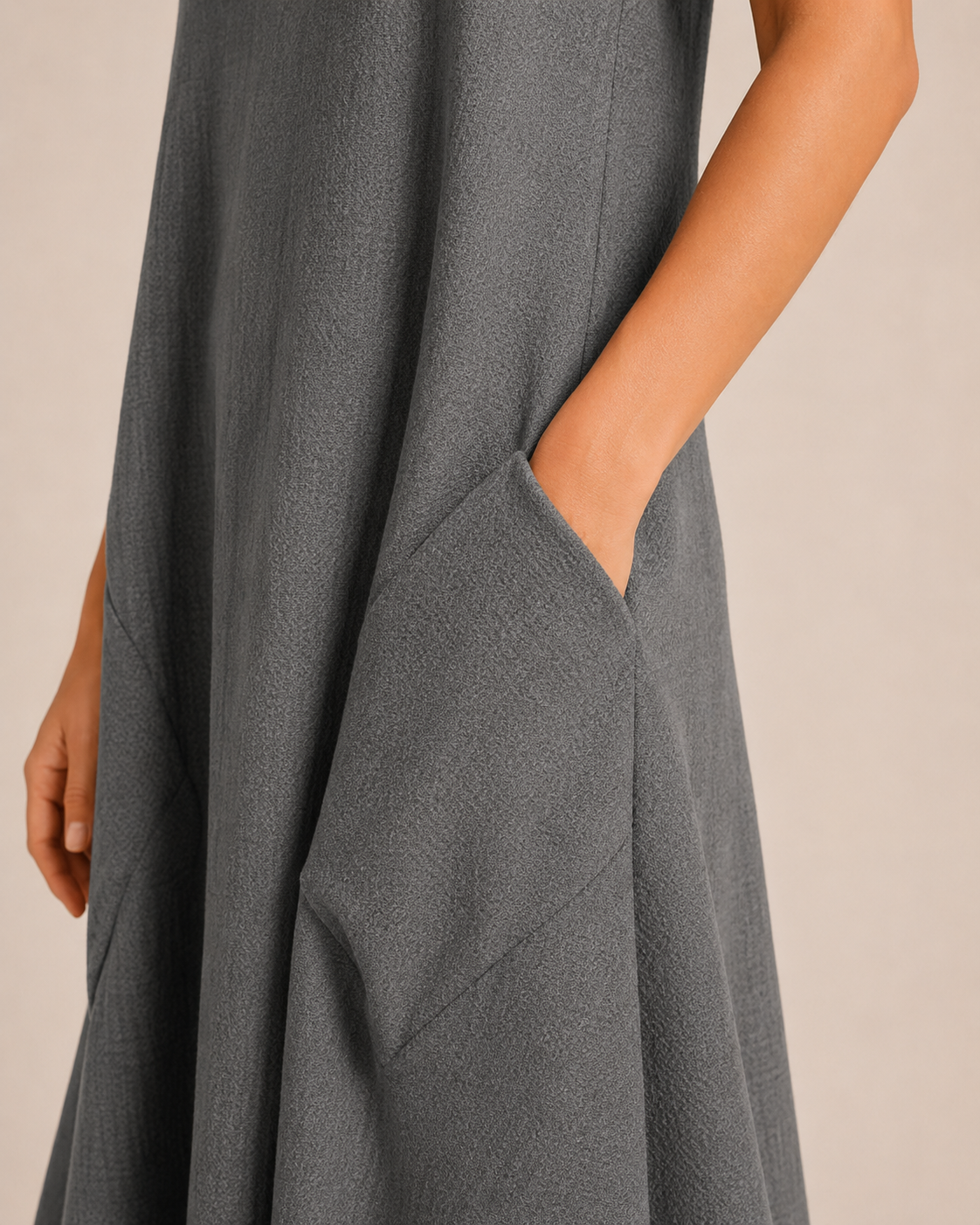 Paige | Monochrome Round Neck Midi Dress