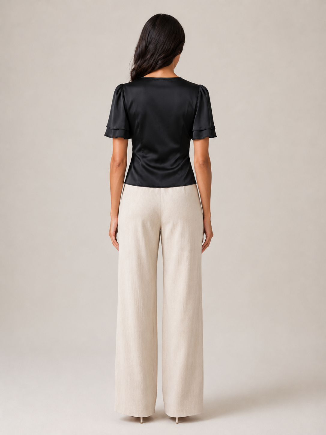 Isabela | Slim Fit Lace Detail Short Sleeve Top