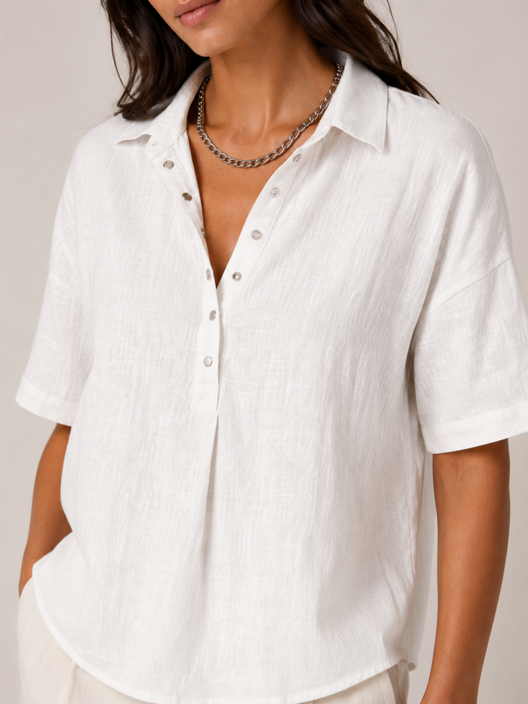 Darya | Short Sleeve Collared Button-Front Blouse