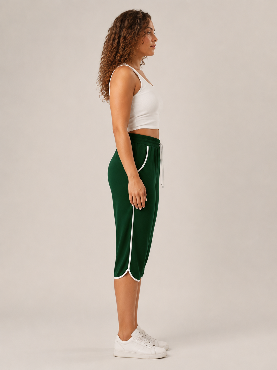 Kennedy | Contrast-Trim Capri Active Pants