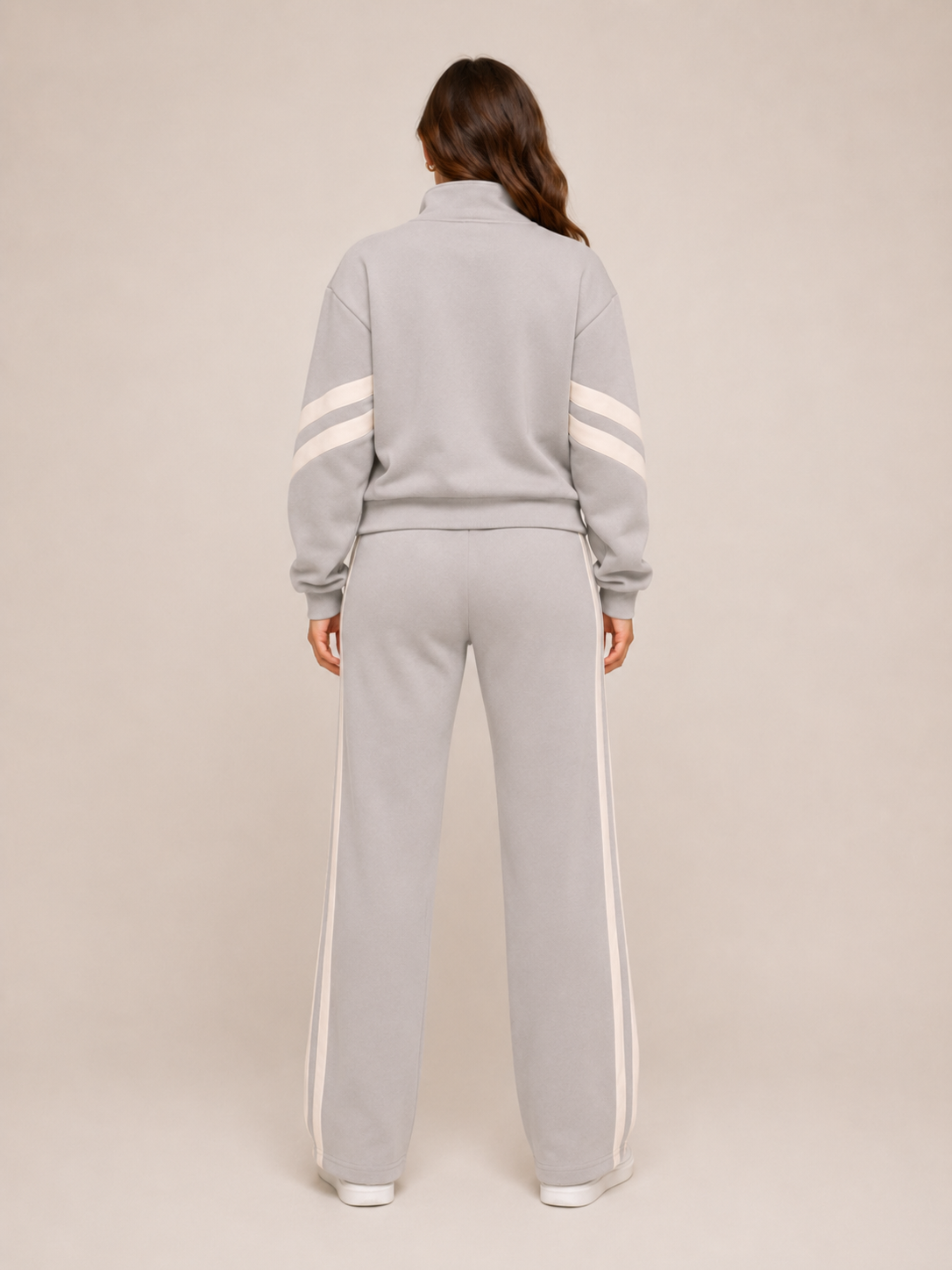 Savra | Contrast Stripe Knit Two-Piece Tracksuit Set