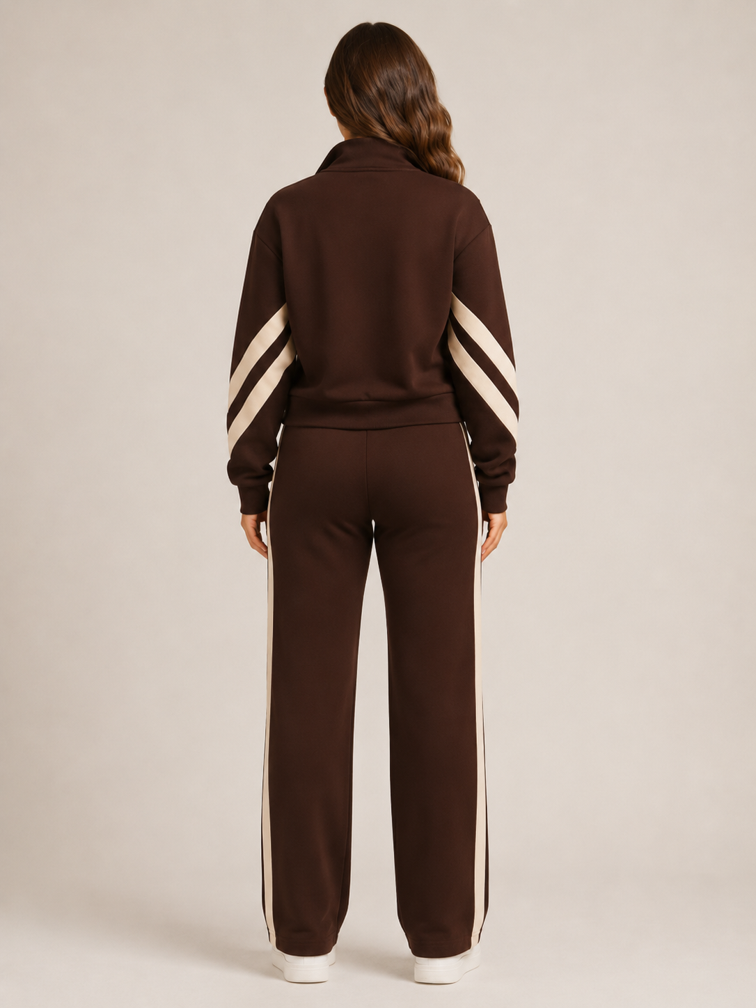 Savra | Contrast Stripe Knit Two-Piece Tracksuit Set