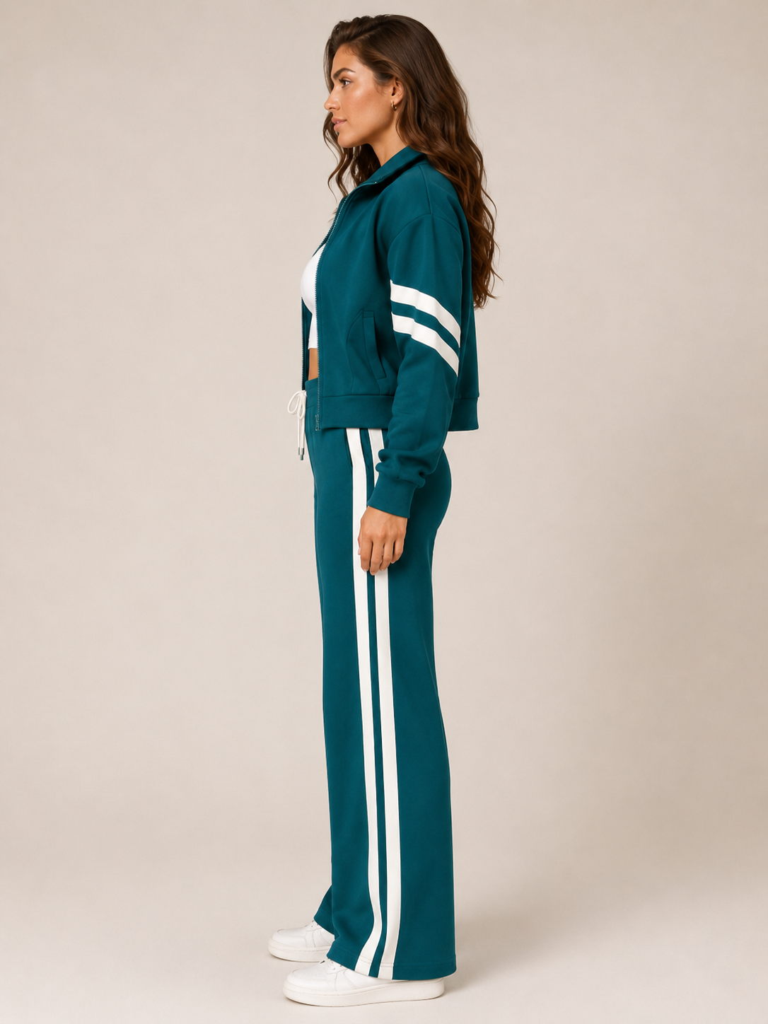 Savra | Contrast Stripe Knit Two-Piece Tracksuit Set