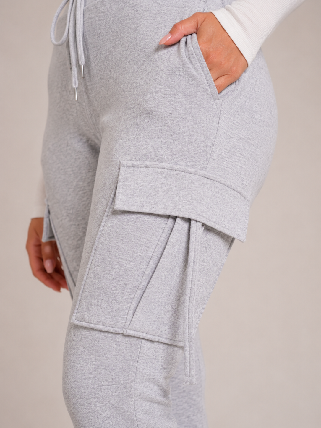 Brooke | High-Waist Flared Cargo Trousers