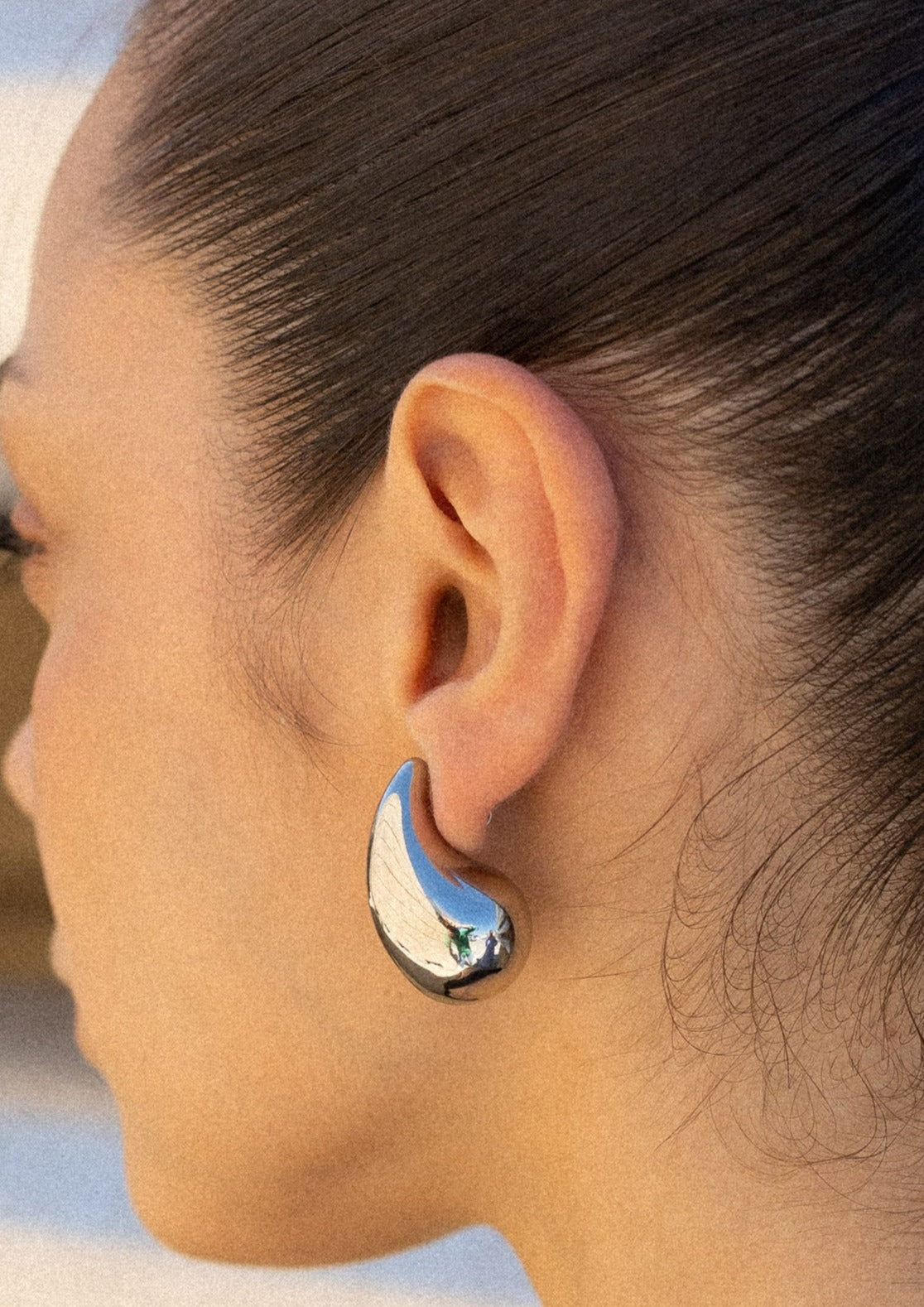 Nora | Minimalist Teardrop Drop Earrings