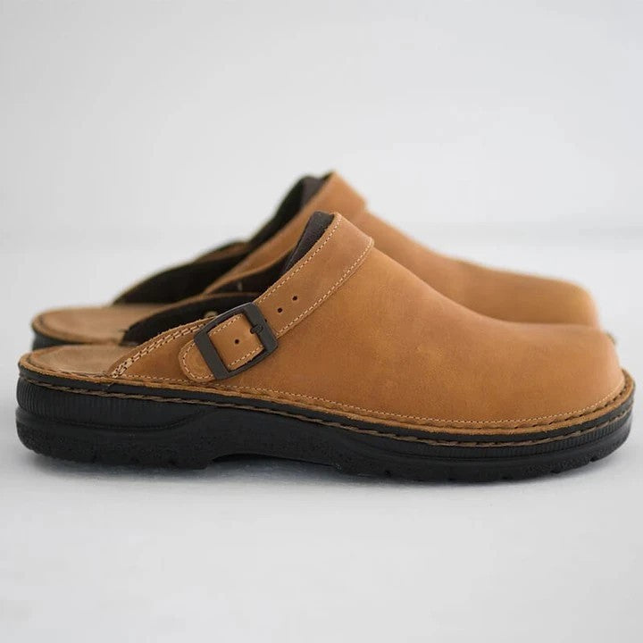 Emerson | Cushioned Leather-Look Clogs with Soft Footbed