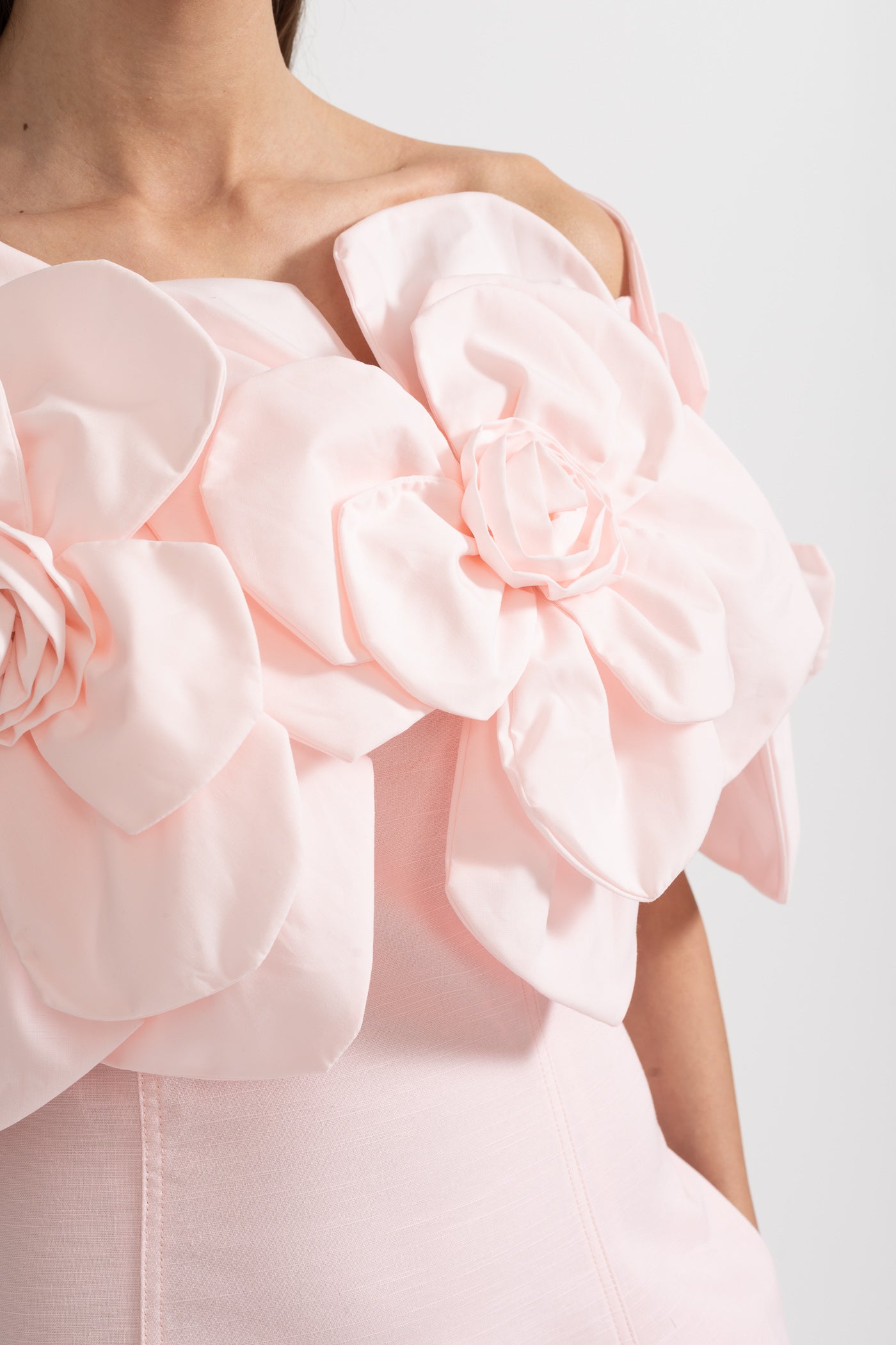 Faye | Off-Shoulder 3D Floral Appliqué Midi Dress