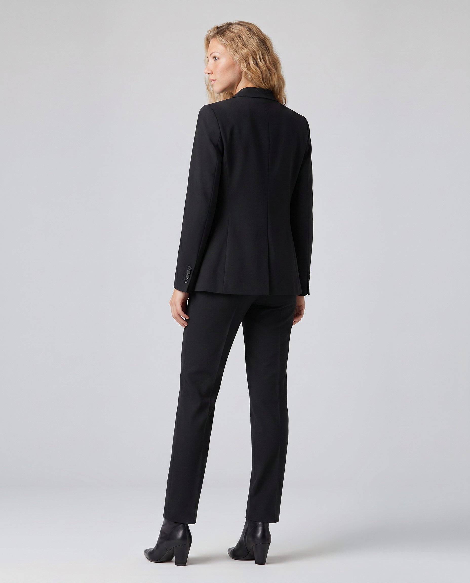 Lillie | Blazer Set with Straight-Leg Trousers
