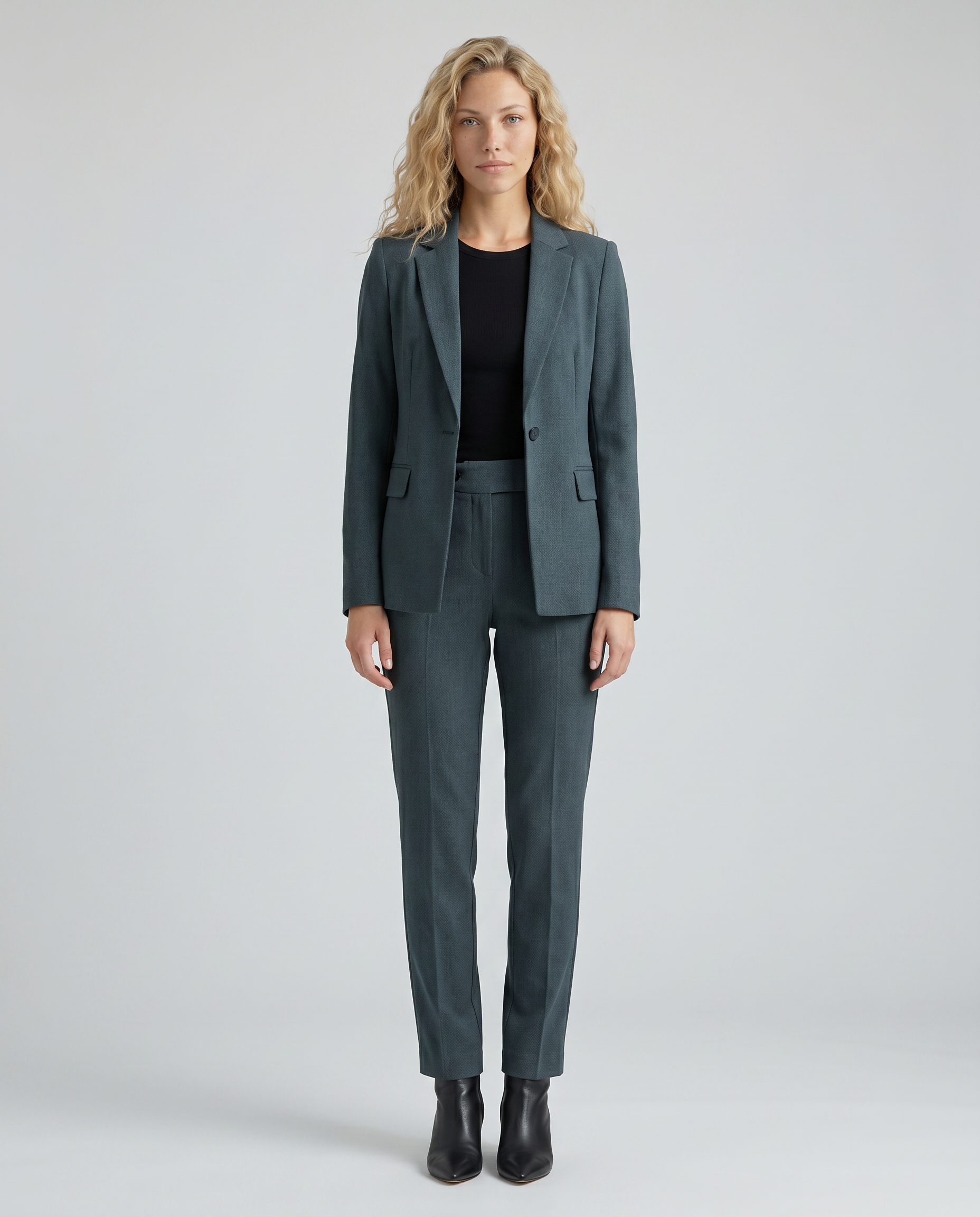 Lillie | Blazer Set with Straight-Leg Trousers