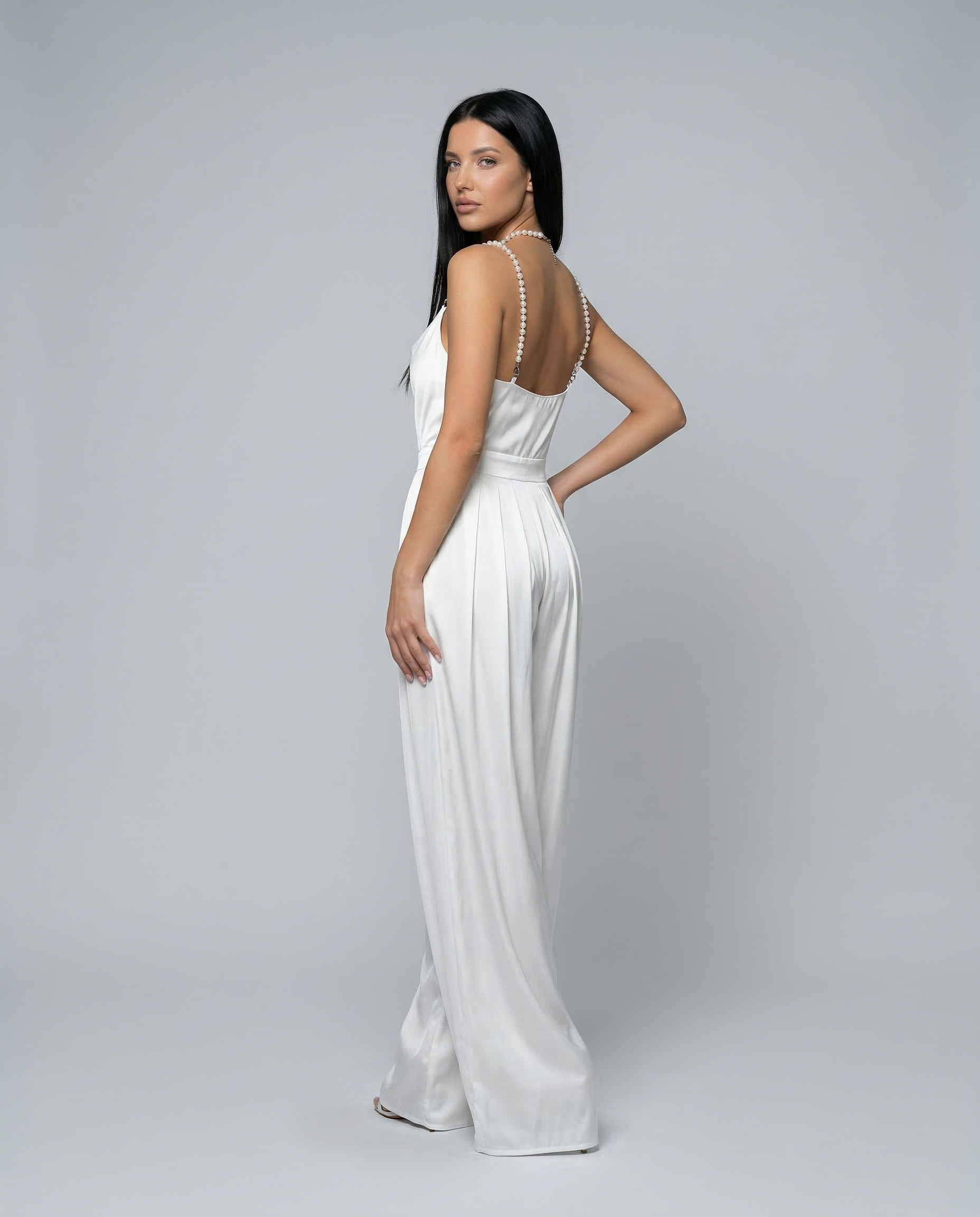 Ava | Wide-Leg Sleeveless V-Neck Jumpsuit