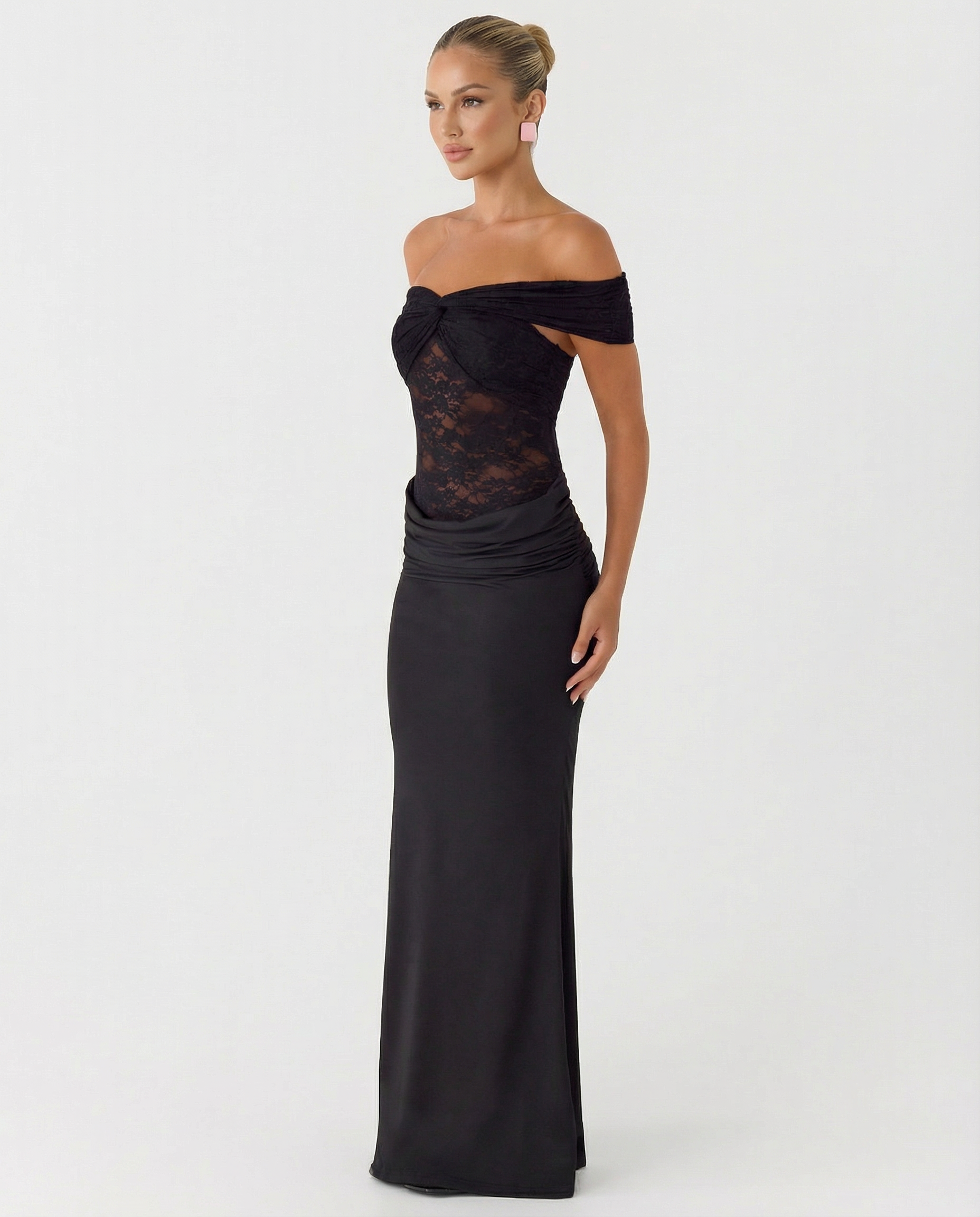 Neva | Off Shoulder Maxi Dress with Lace Bodice