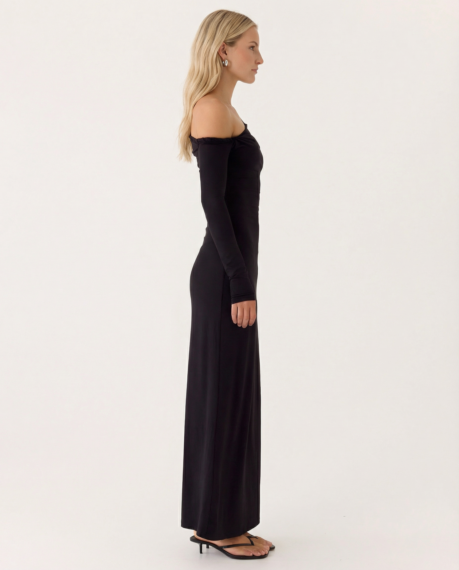 Maryann | Maxi Dress with One Shoulder and Twist Detail