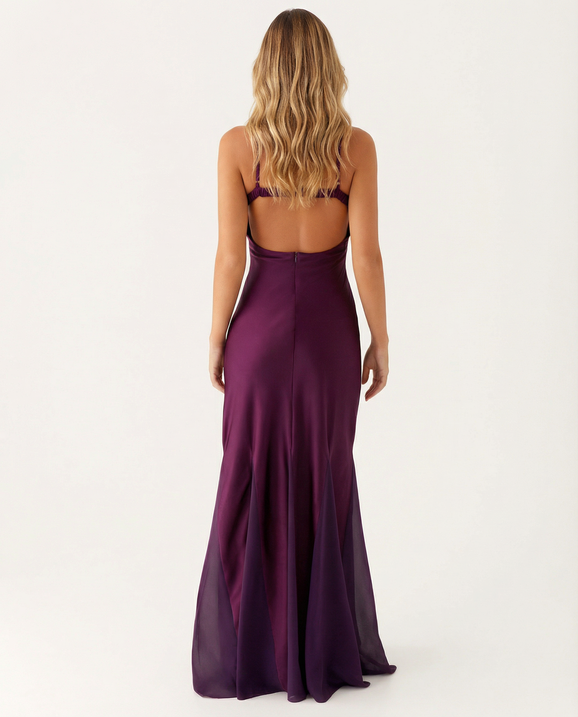 Leona | Maxi Dress with Cut-Out Bust and Open Back