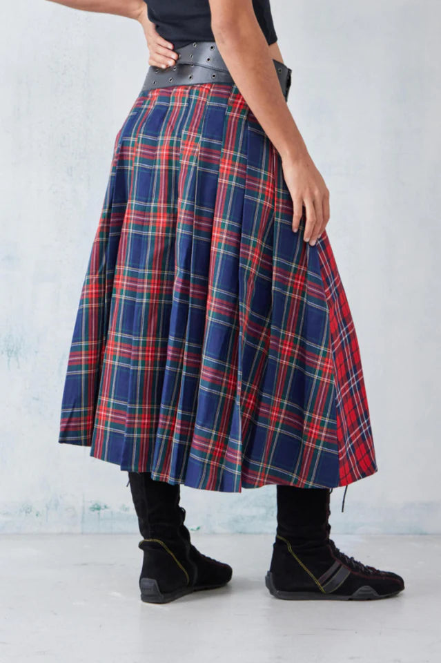 Kim | Maxi Kilt with Pleated Design