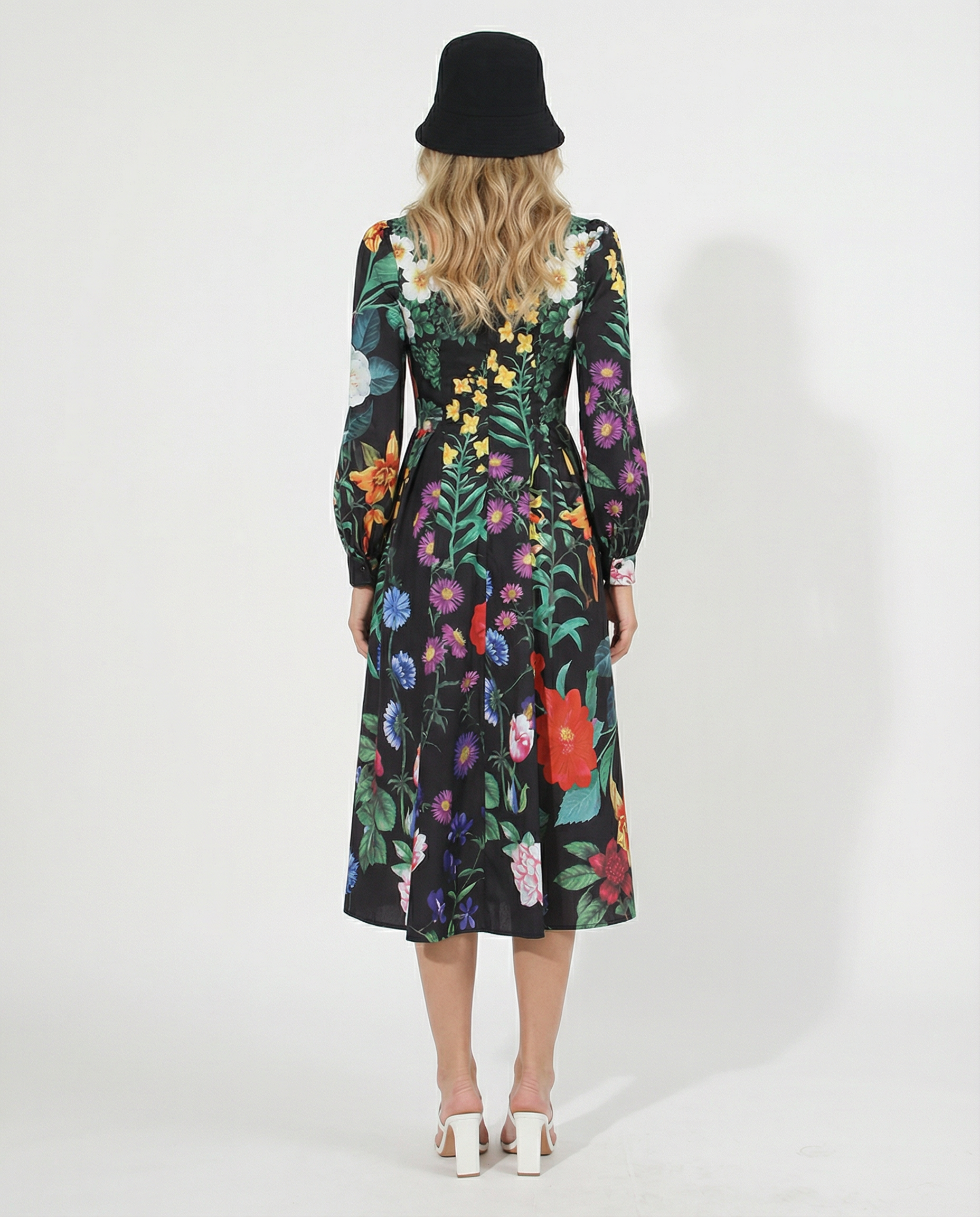 Joann | Midi Dress with Long Sleeves and Floral Print