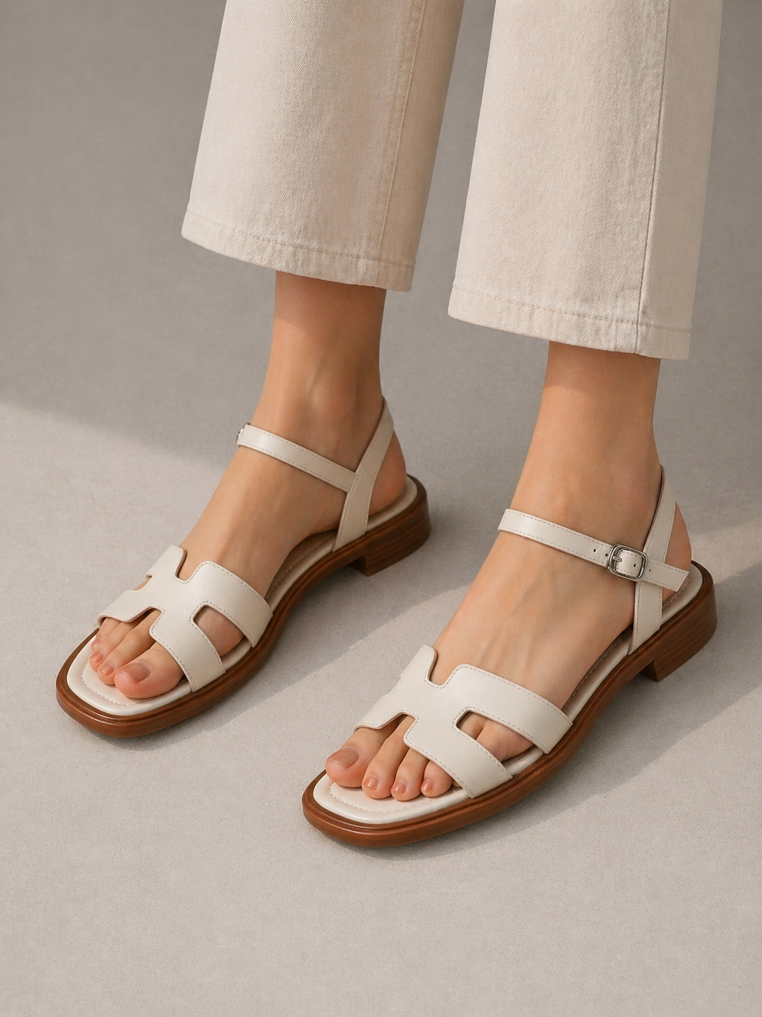 Roma | Strappy Leather-Look Sandals