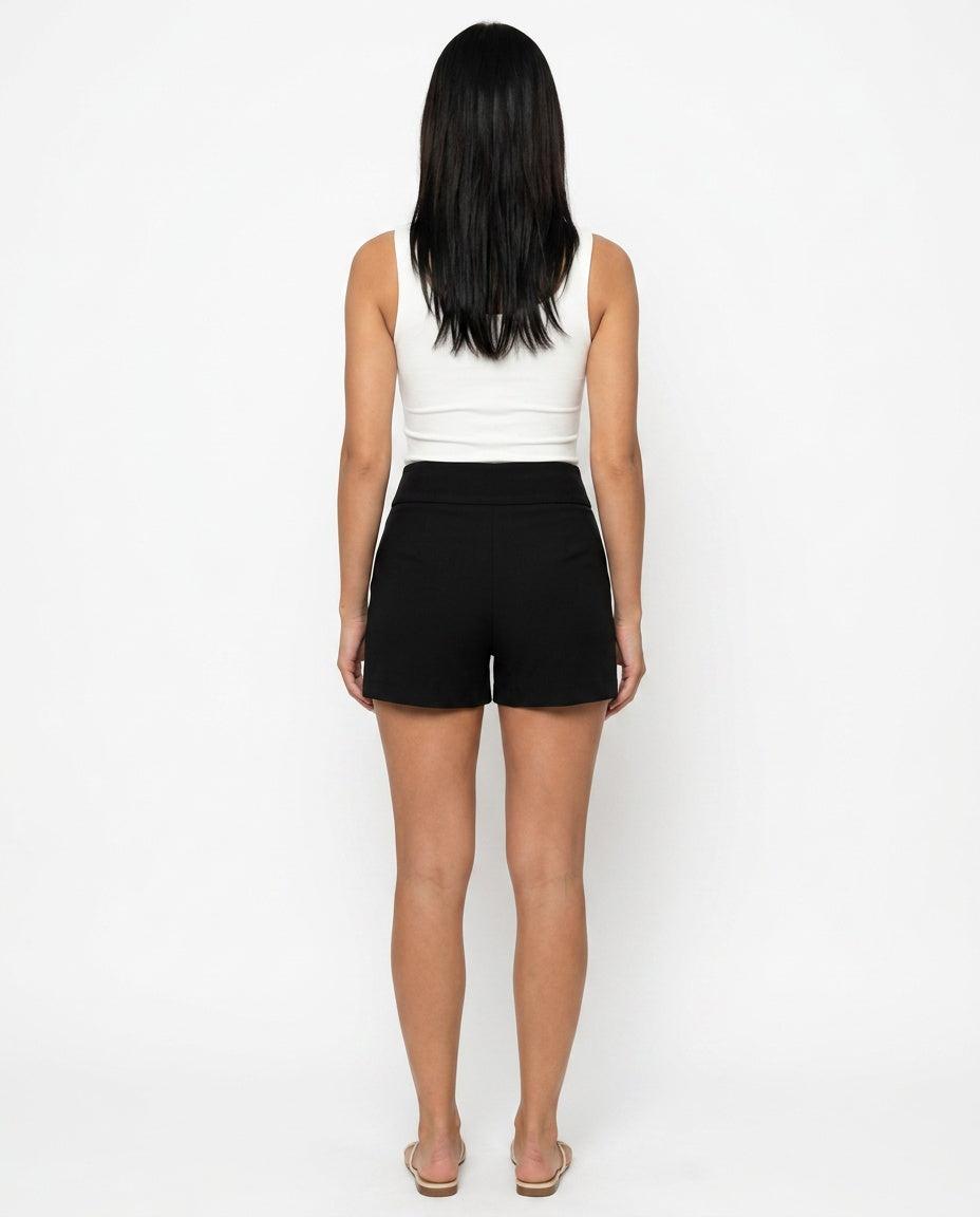 Aletta | Fitted Double Button Shorts