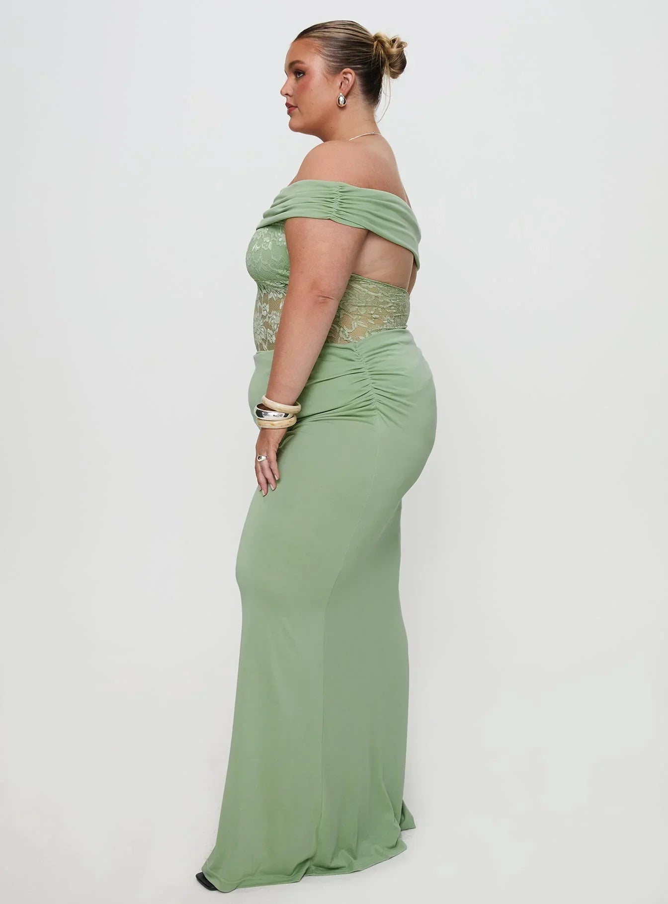 Gwendolen | Off-Shoulder Ruched Lace Maxi Dress