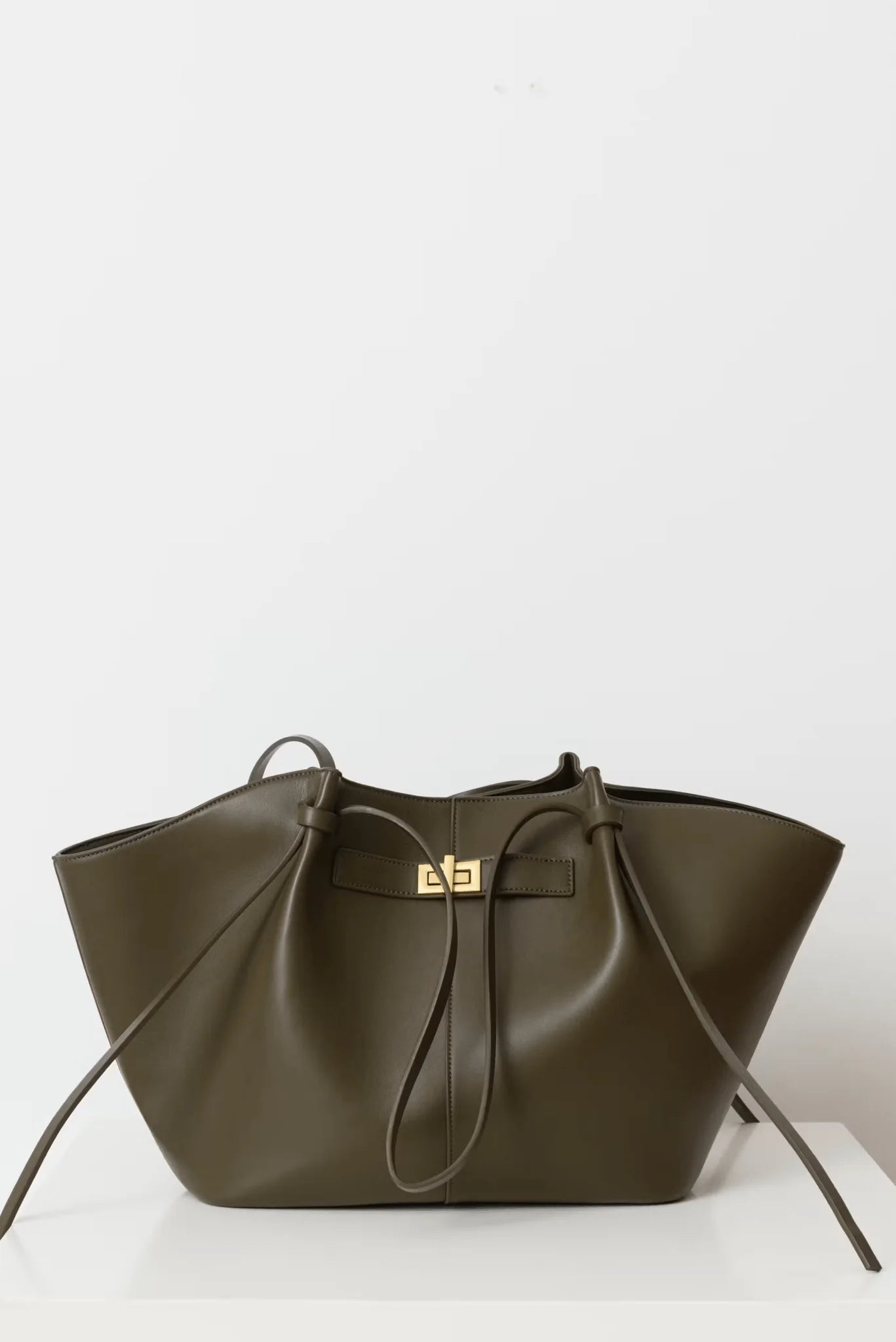 Gerda | Sculpted Slouchy Shoulder Shopper Bag