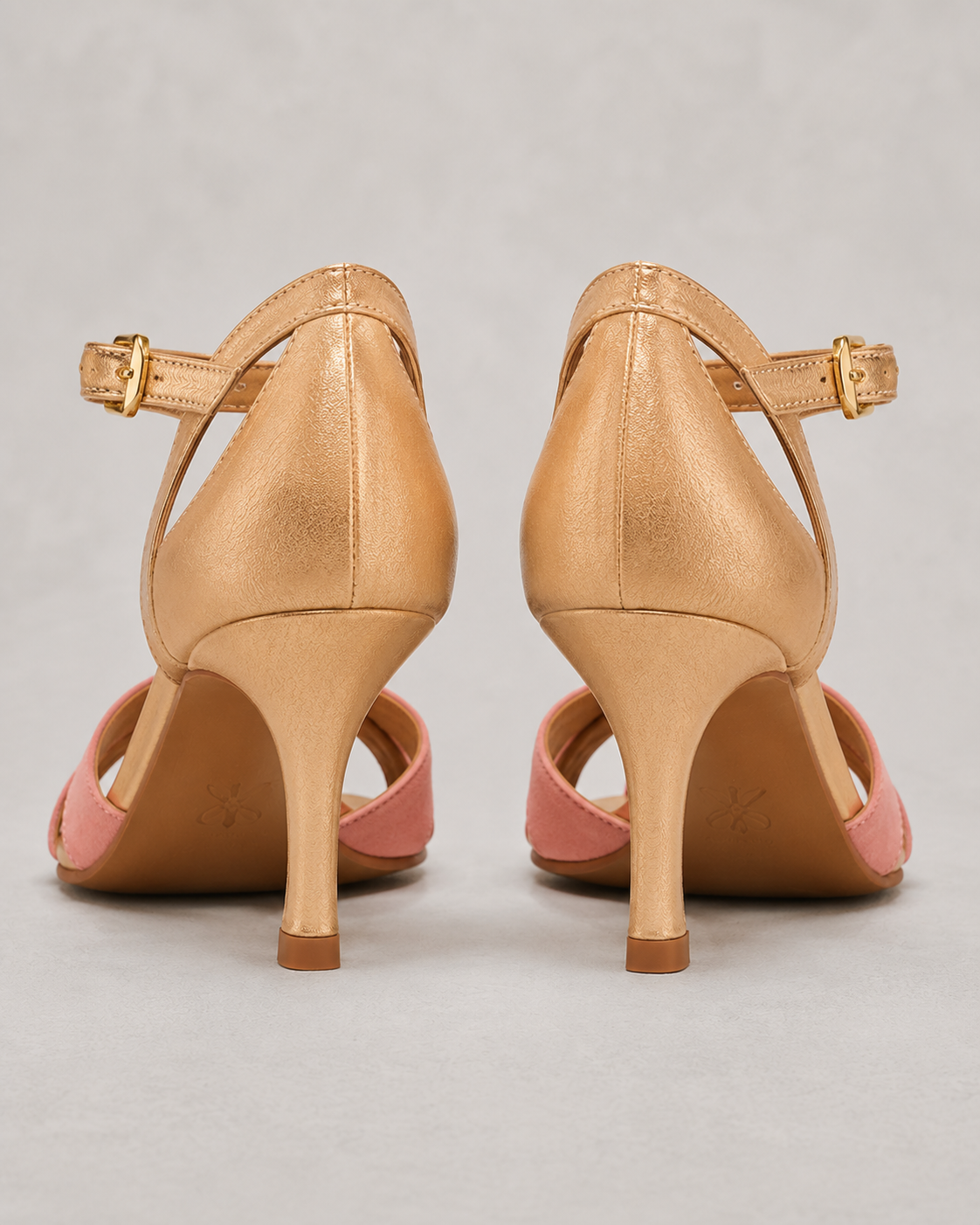 Phoebe | T-Strap Low Heel Sandal