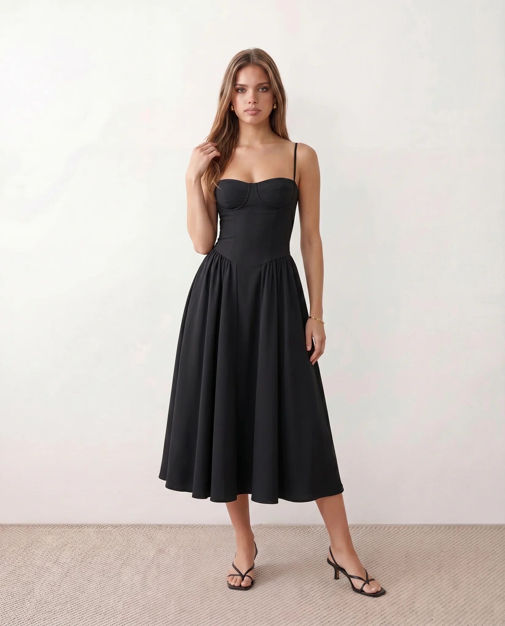 Willa | Spaghetti Strap Sweetheart Midi Dress
