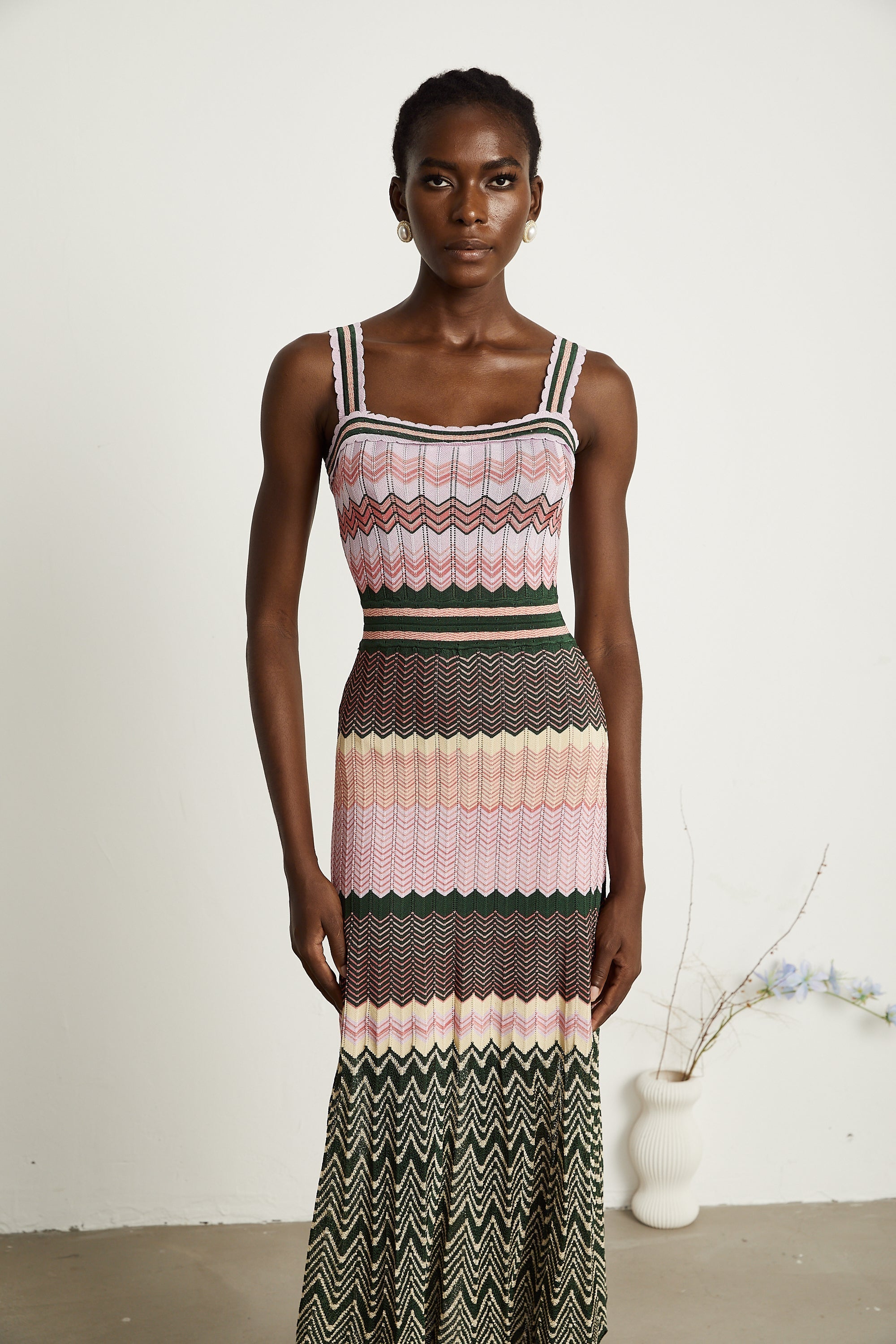Una | Contrast-Colour Knitted Midi Dress