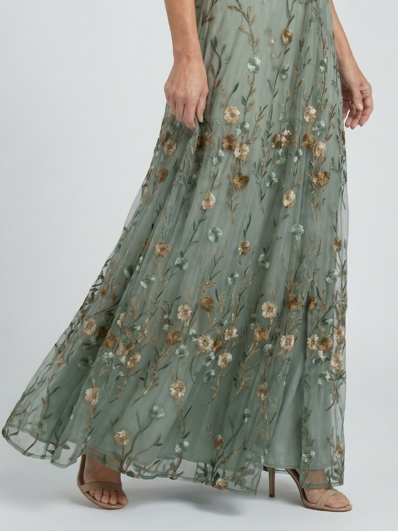 Elowen | Embroidered Floral Maxi Dress