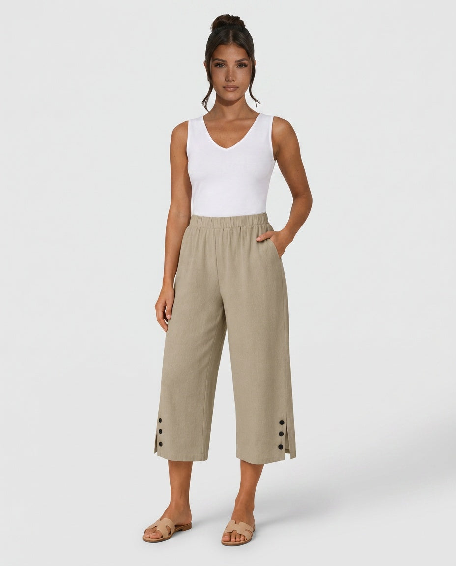 Temara | Relaxed Linen-Blend Bermuda Shorts