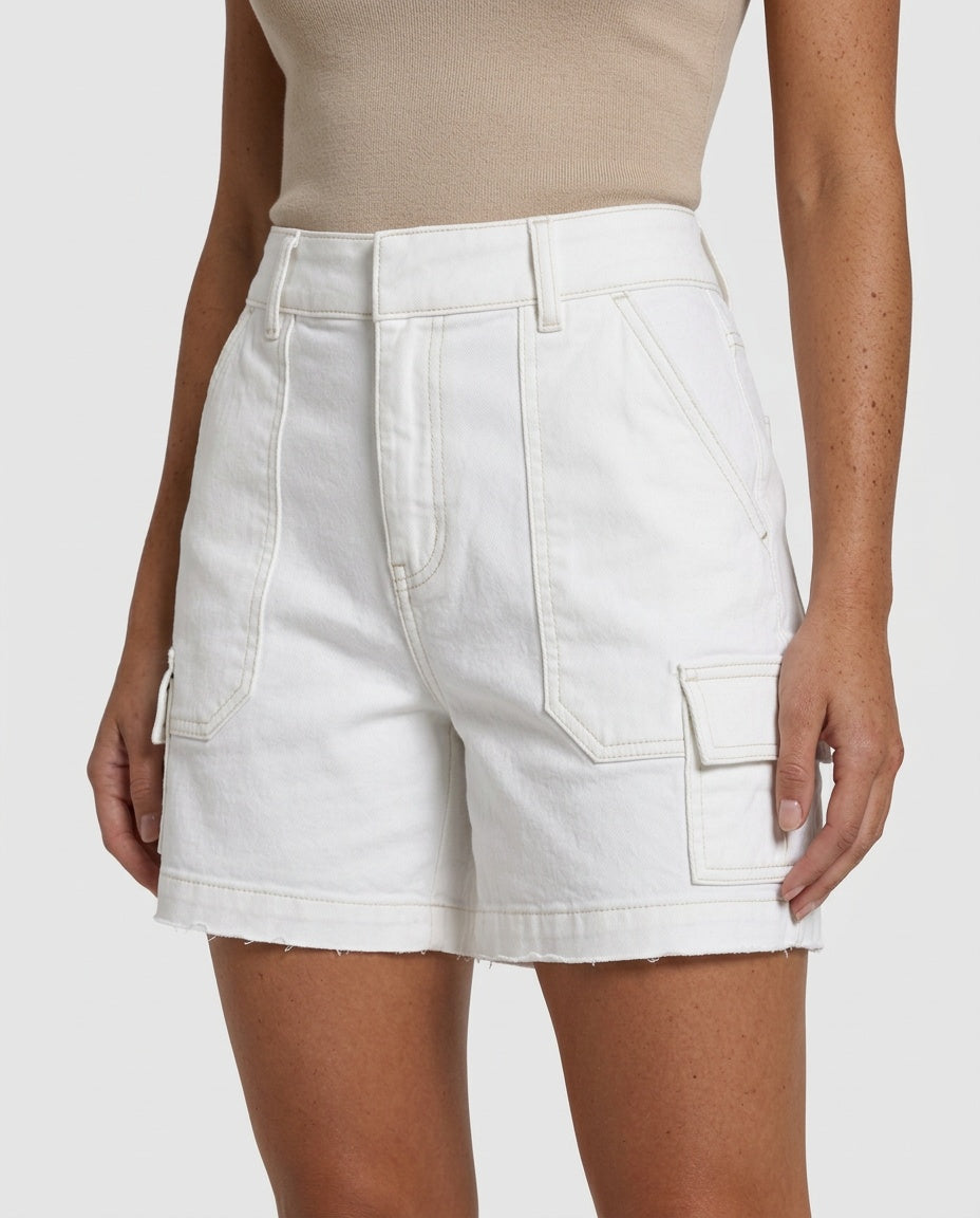 Tameris | Low Waist Straight Leg Stretch Shorts