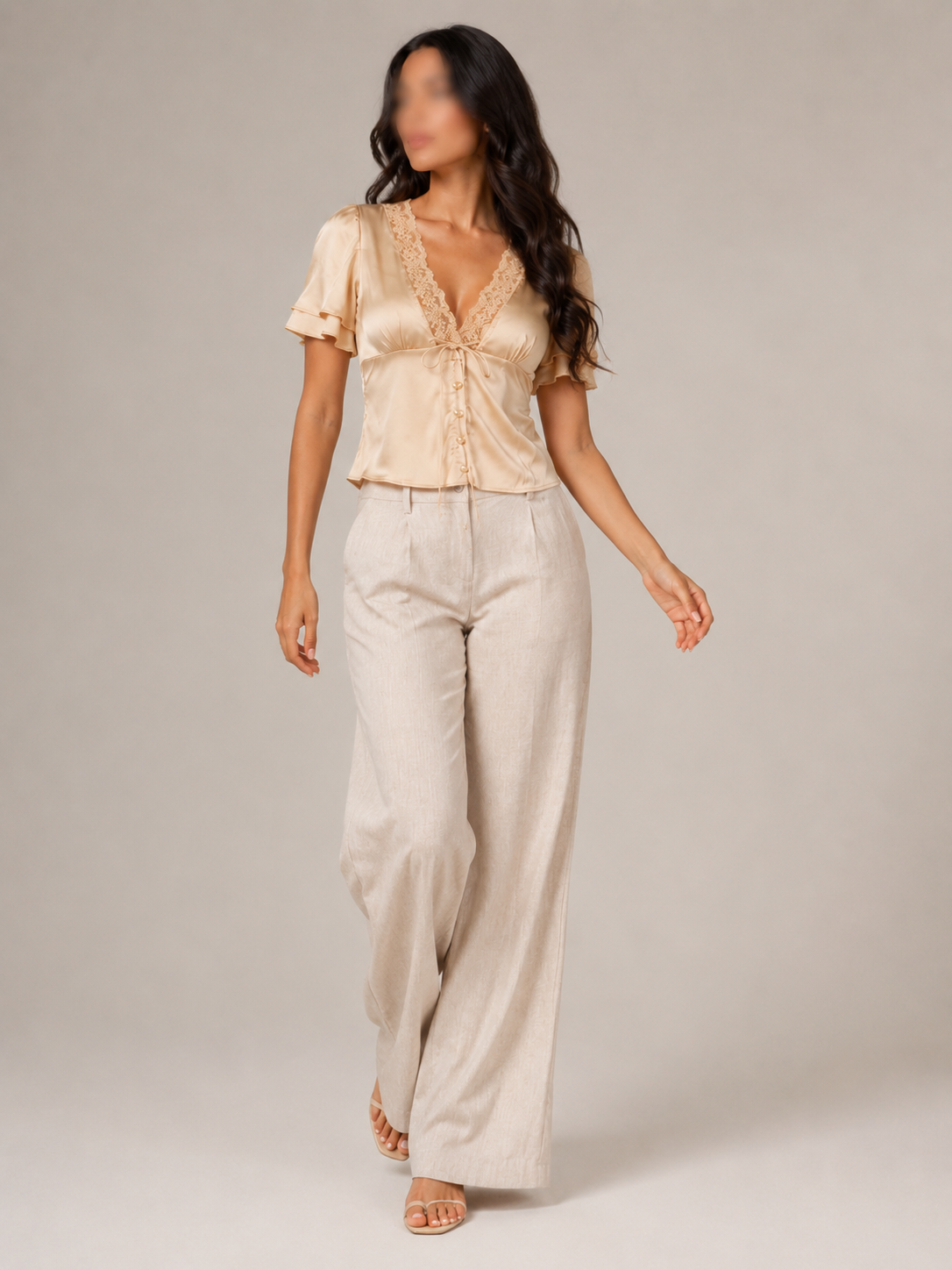Isabela | Slim Fit Lace Detail Short Sleeve Top