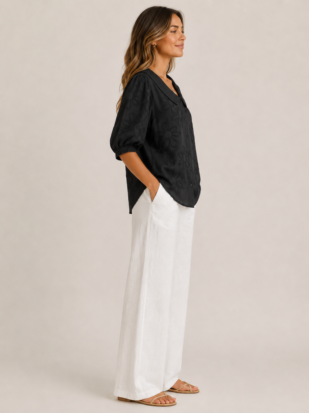 Vera | Floral Embroidered Round Collar Blouse
