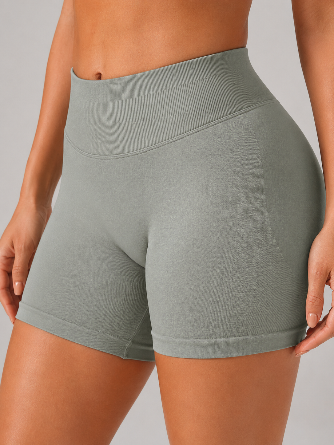 Ava | High-Waisted Non-Roll Active Shorts
