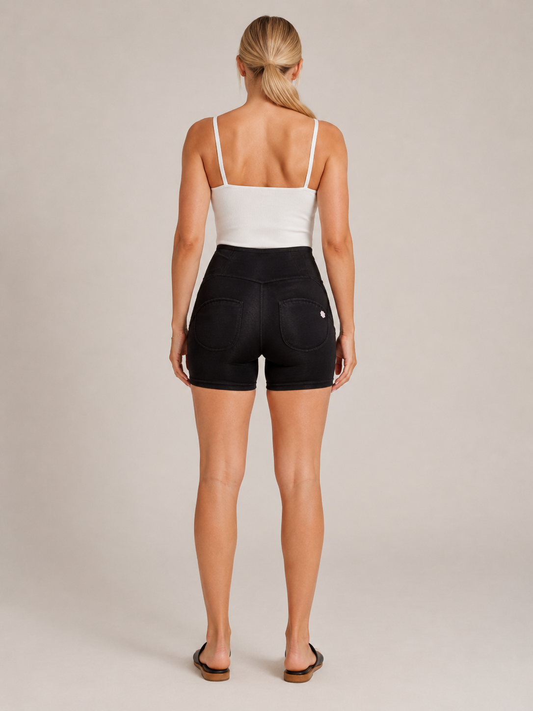 Tessa | High-Waist Heart Pocket Stretch Shorts