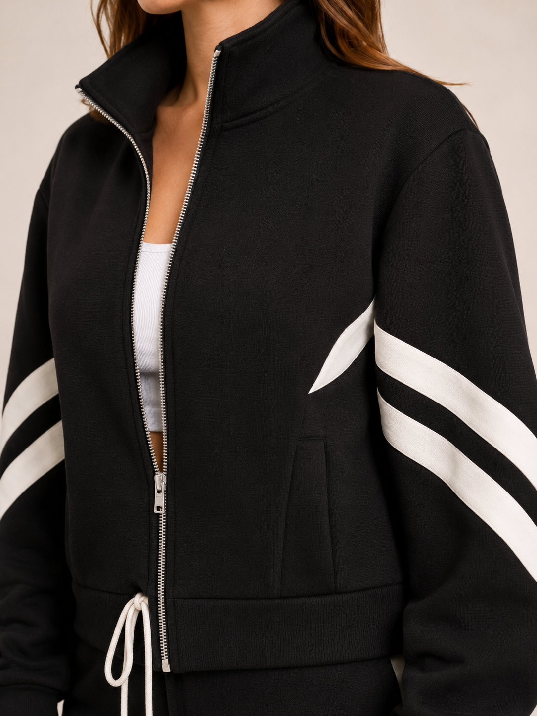 Savra | Contrast Stripe Knit Two-Piece Tracksuit Set