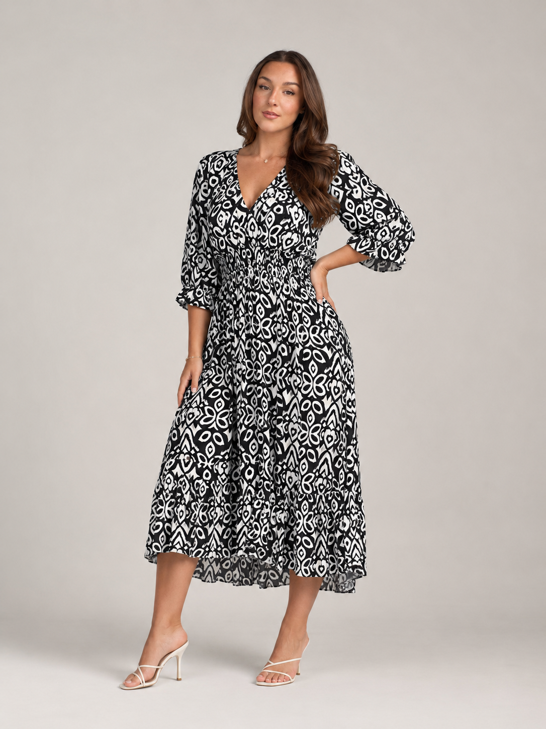 Everly | V-Neck Graphic Print Boho Maxi Dress