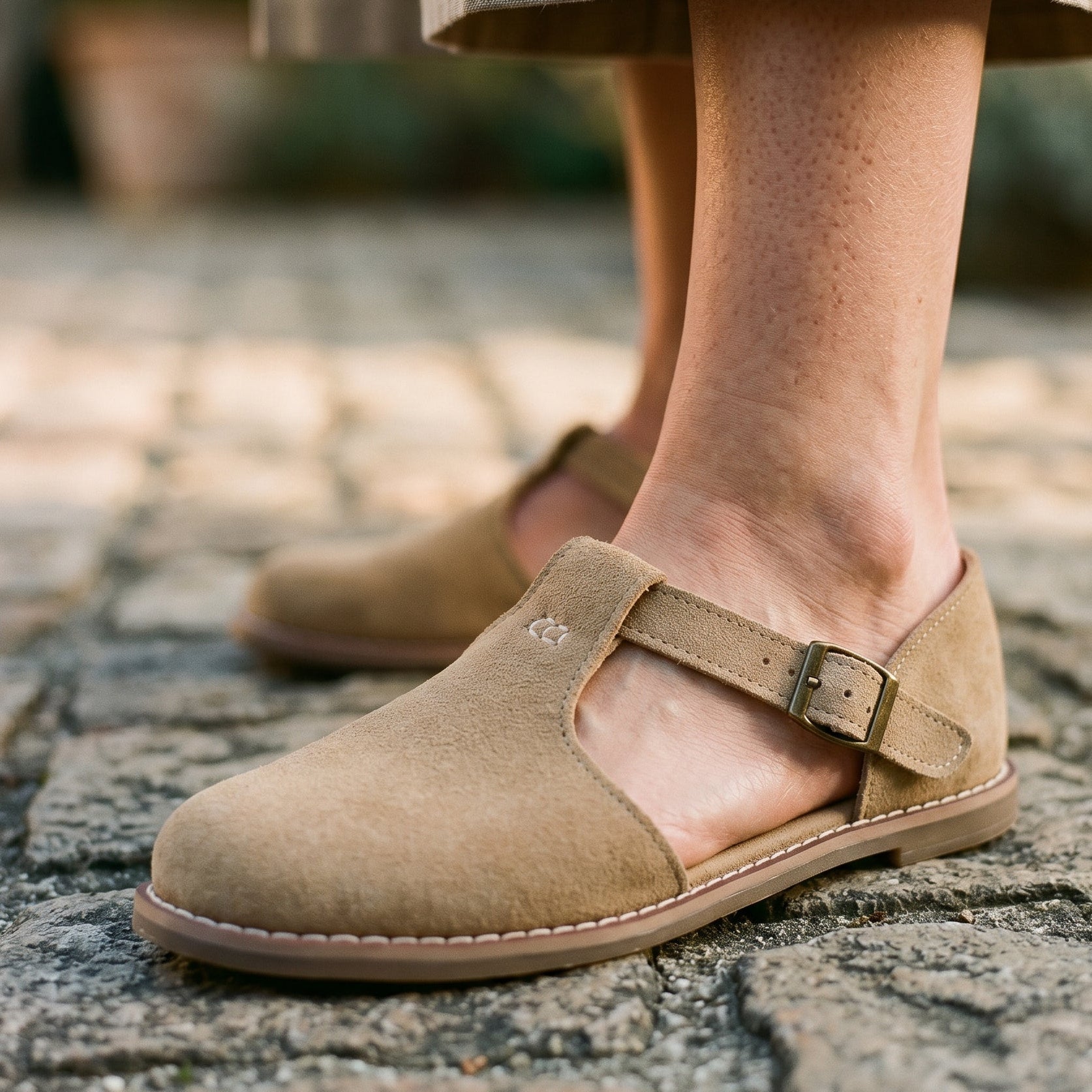Vera | Retro Flat Faux Leather Sandals