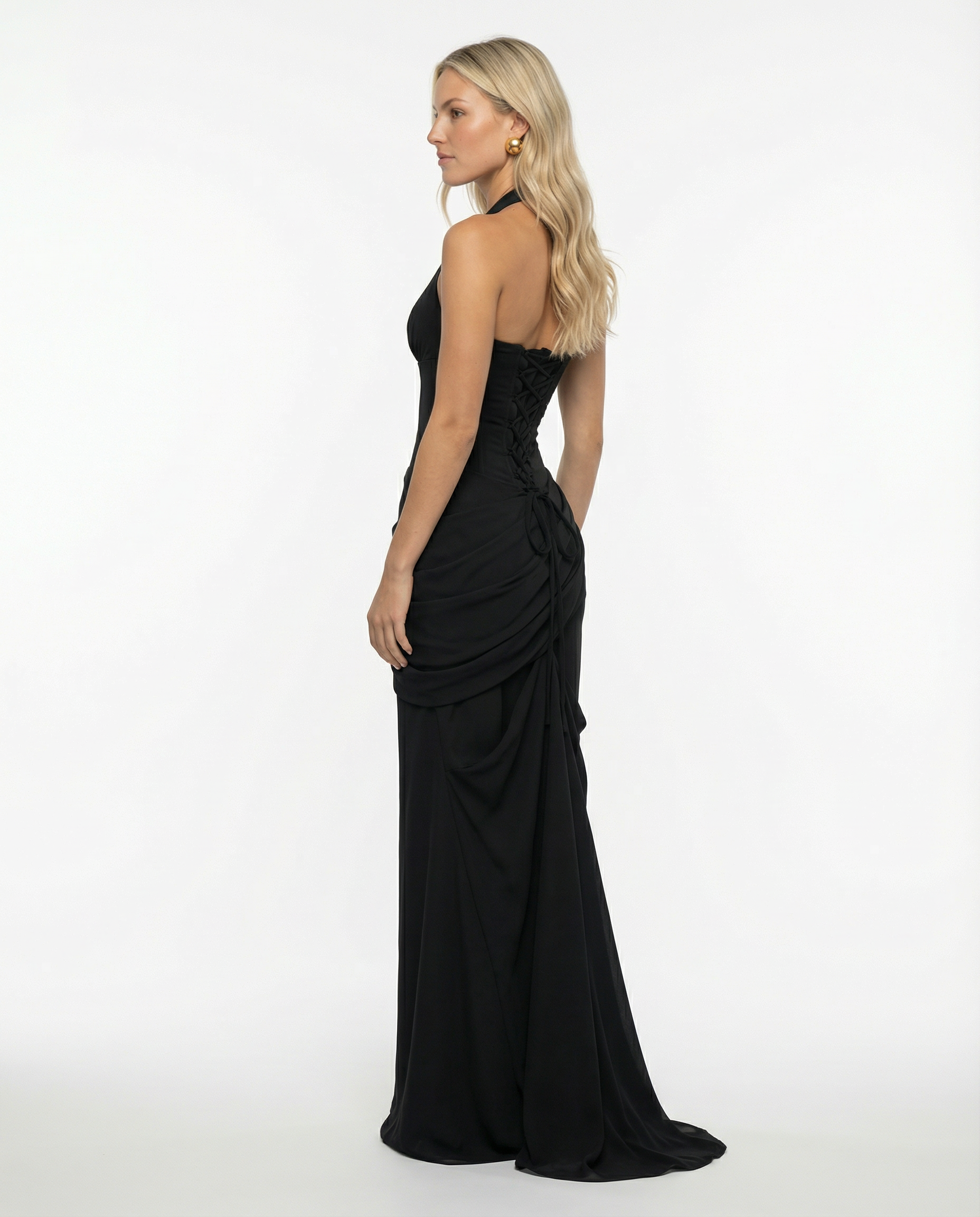 Nicole | Maxi Dress with Halched Neck and Ruched Skirt