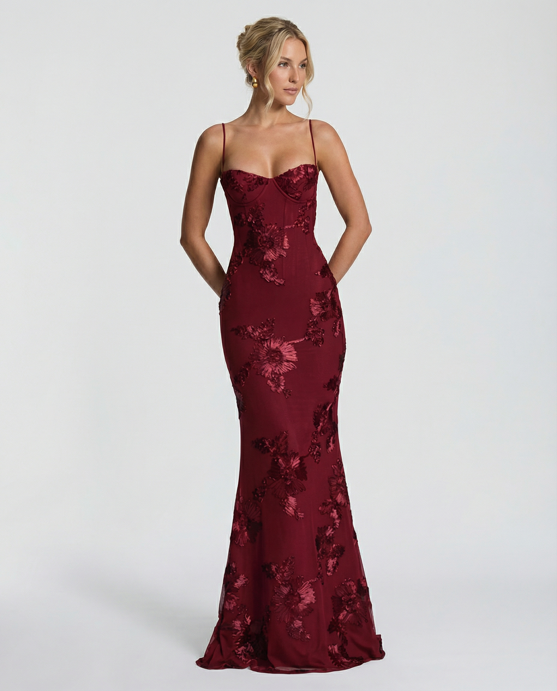 Angela | Maxi Dress with Floral Appliqué and Lace-Up Back