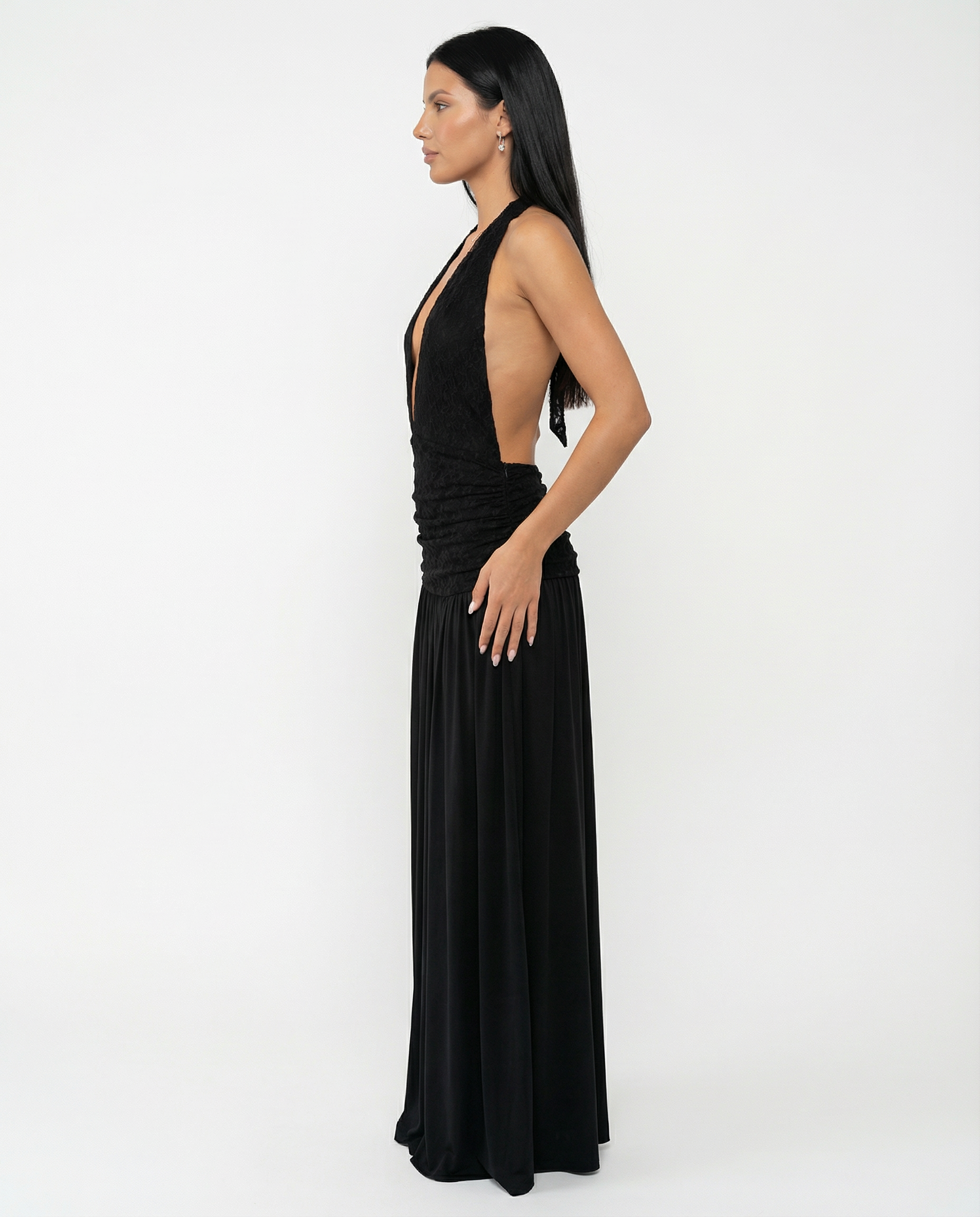 Ofelia | Halter Neck Maxi Dress with Ruched Waist