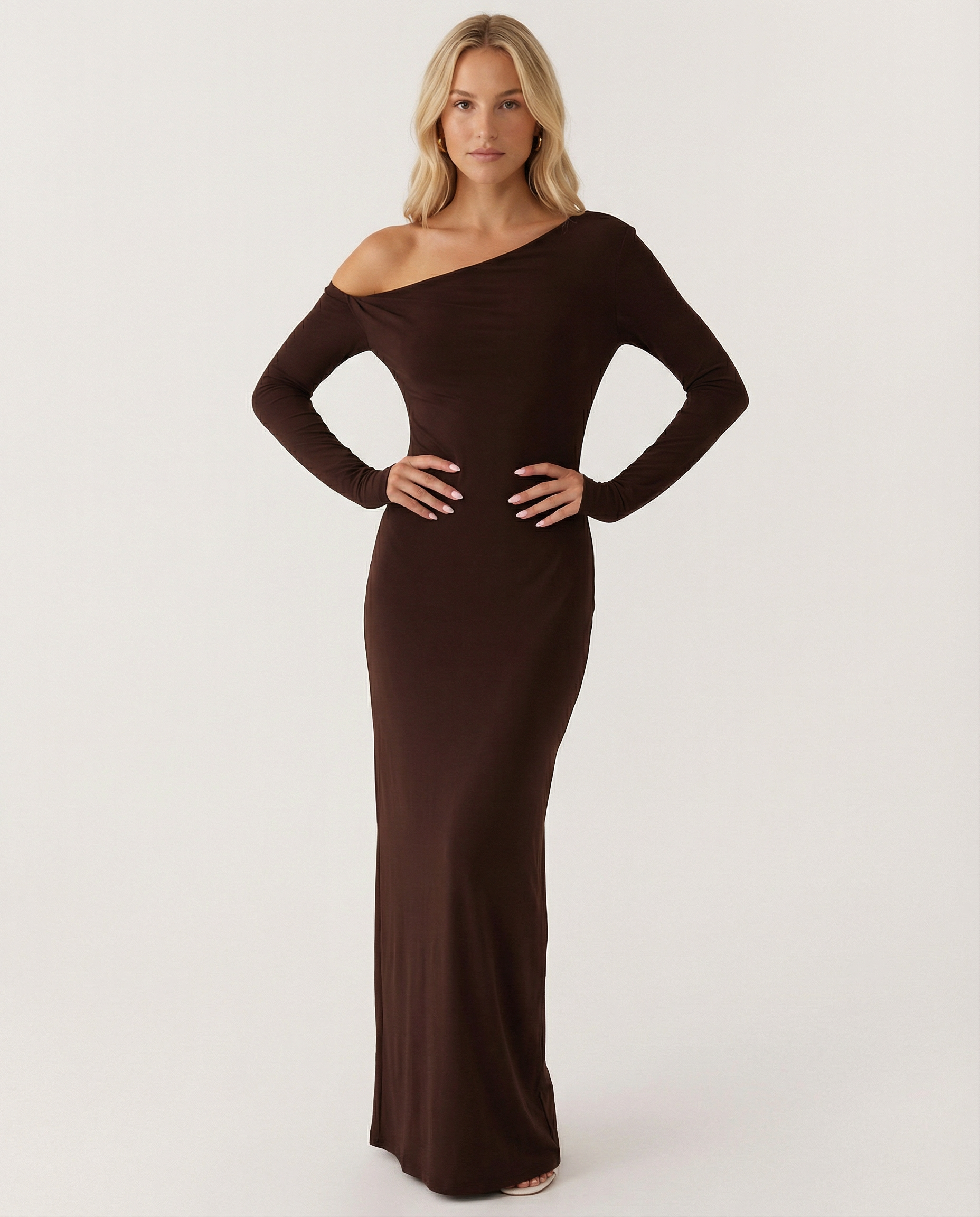 Maryann | Maxi Dress with One Shoulder and Twist Detail