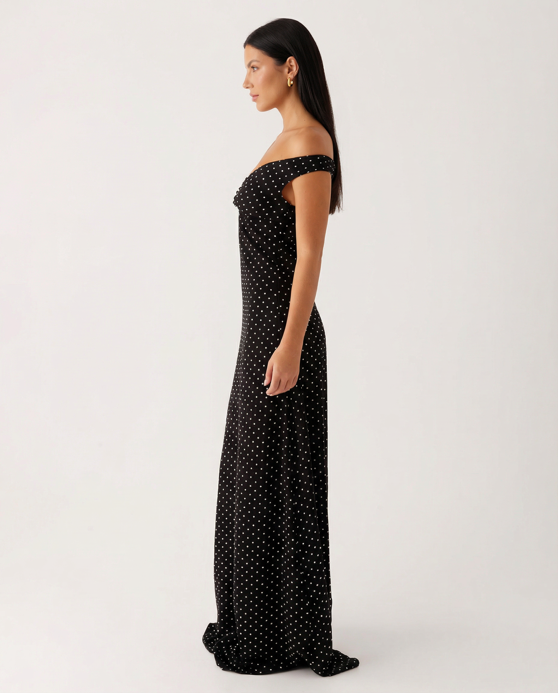 Eileen | Off-Shoulder Maxi Dress with Sweetheart Neckline