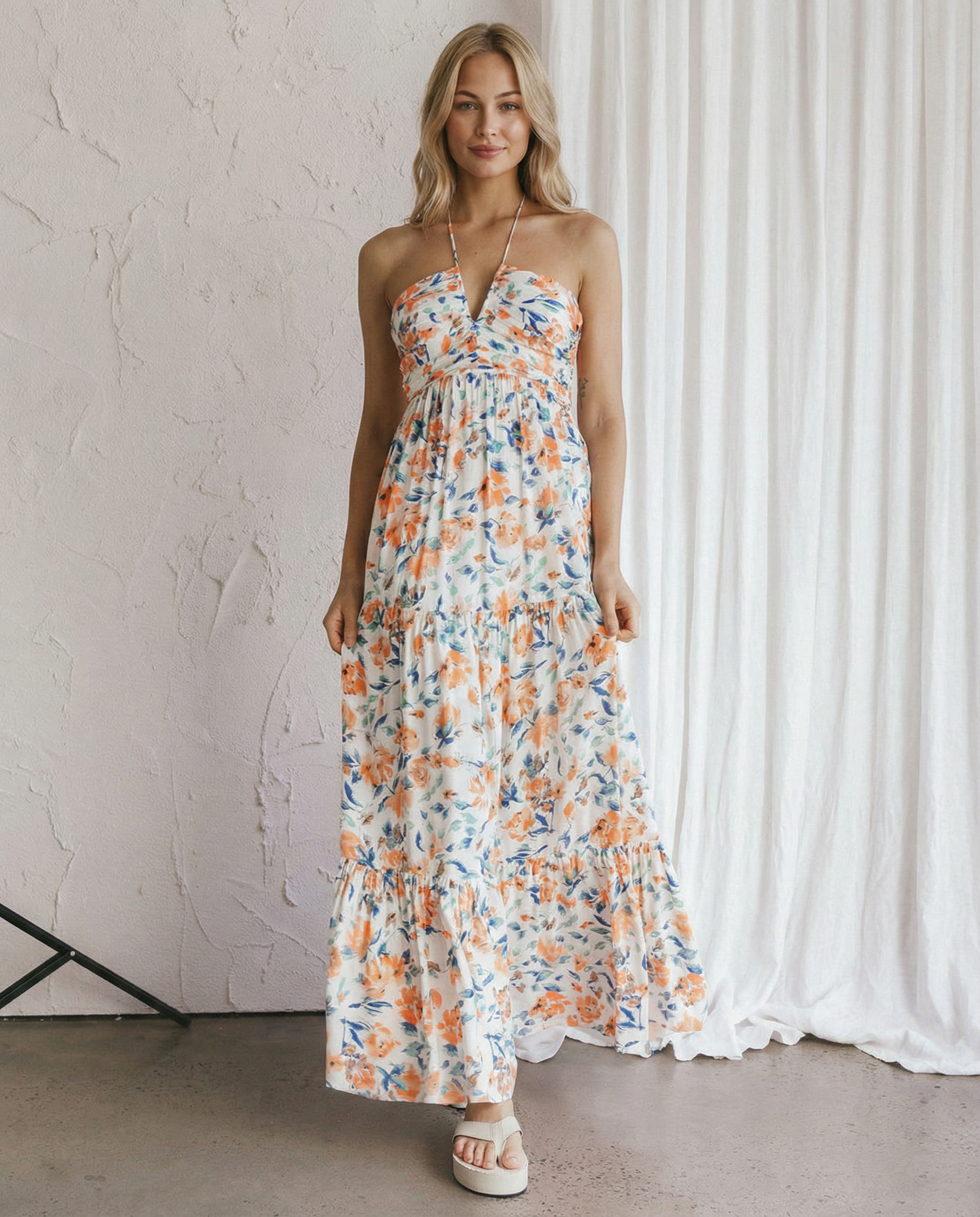 Mariska | Floral Halter Neck Maxi Dress
