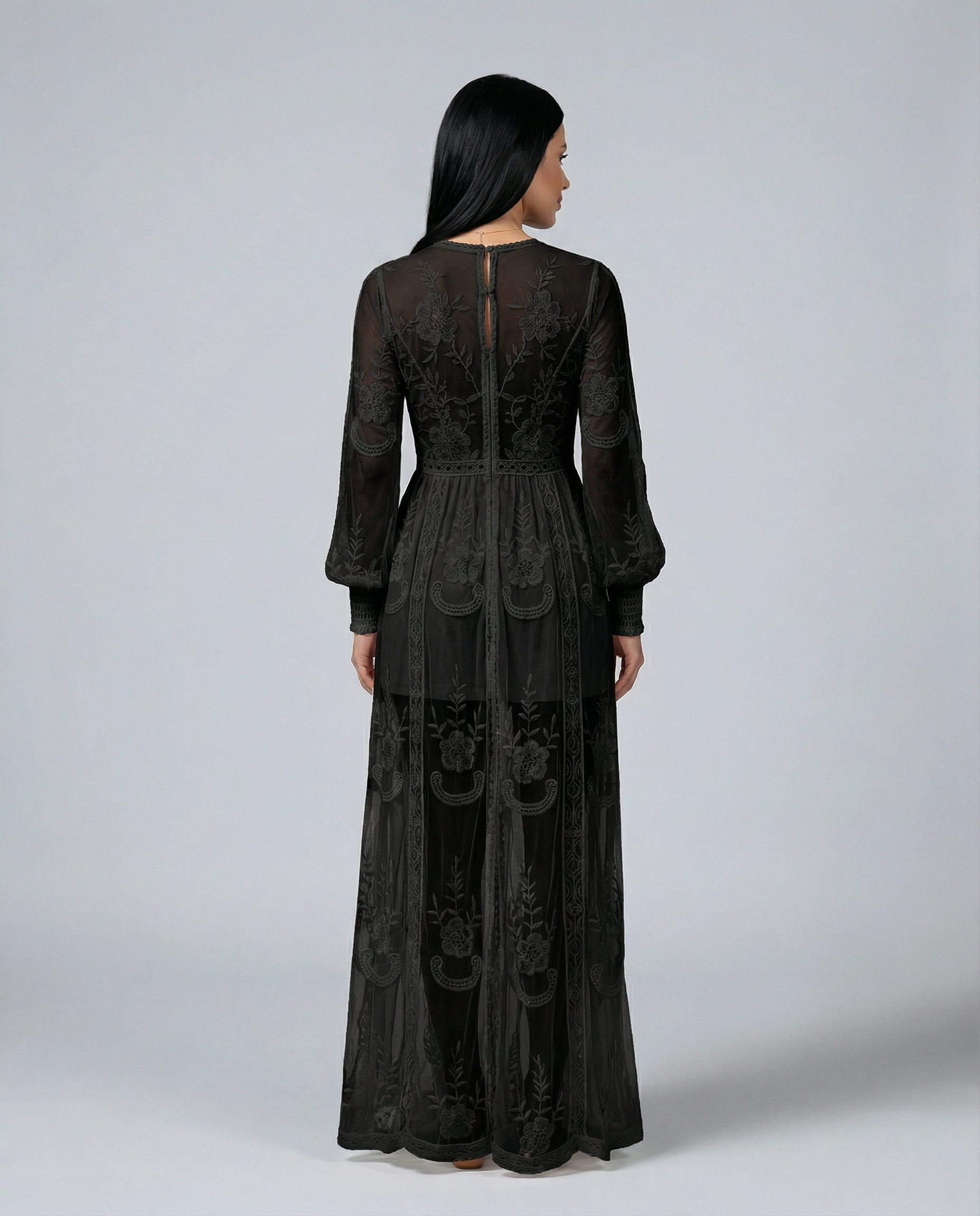 Maxine | Lace Maxi Dress with Long Sleeves