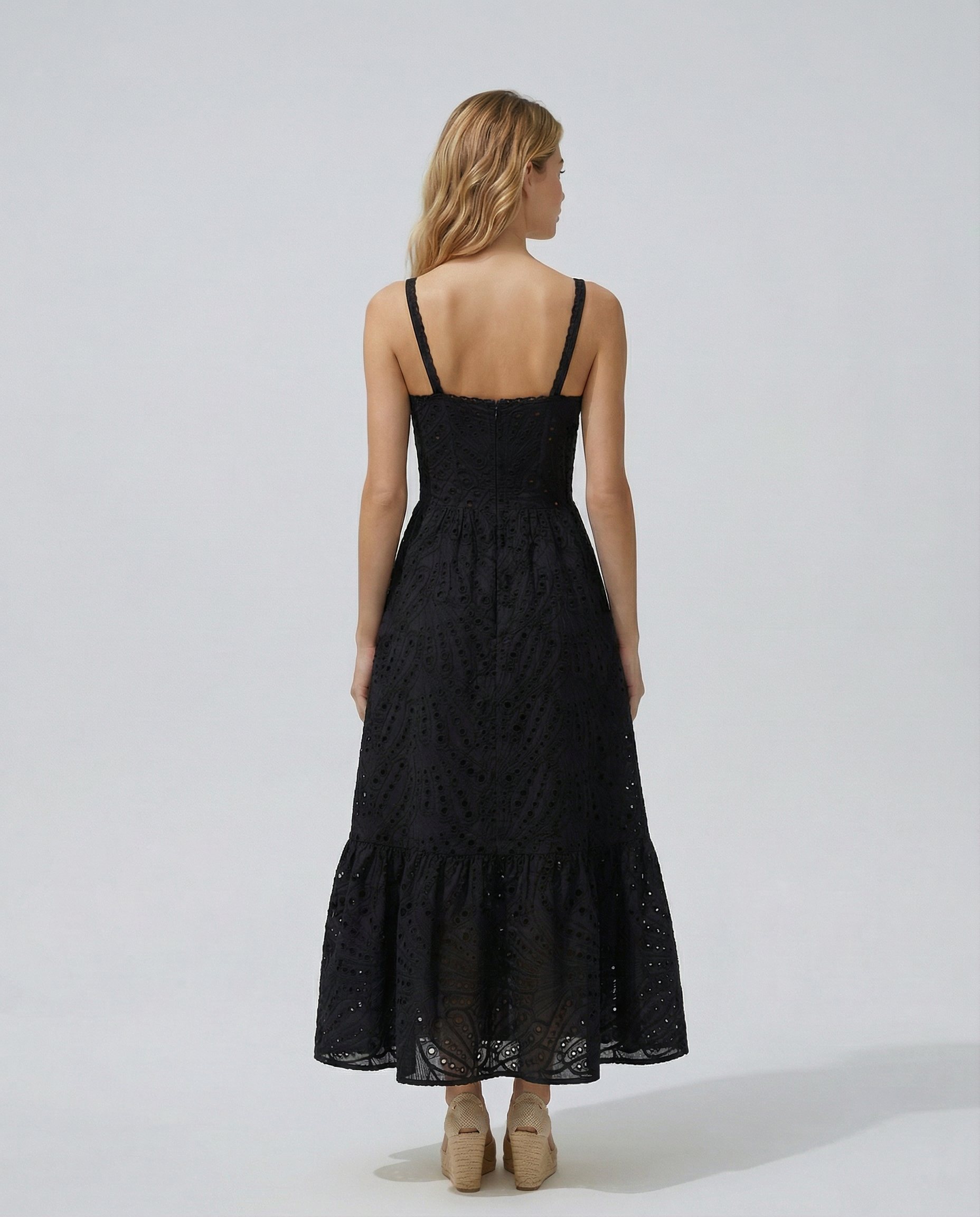 Maura | Maxi Dress with Eyelet Lace and Tiered Hem