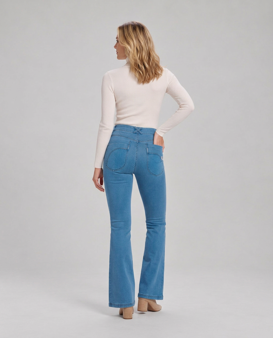 Cleona | Mid-Rise Flared Stretch Denim Jeans